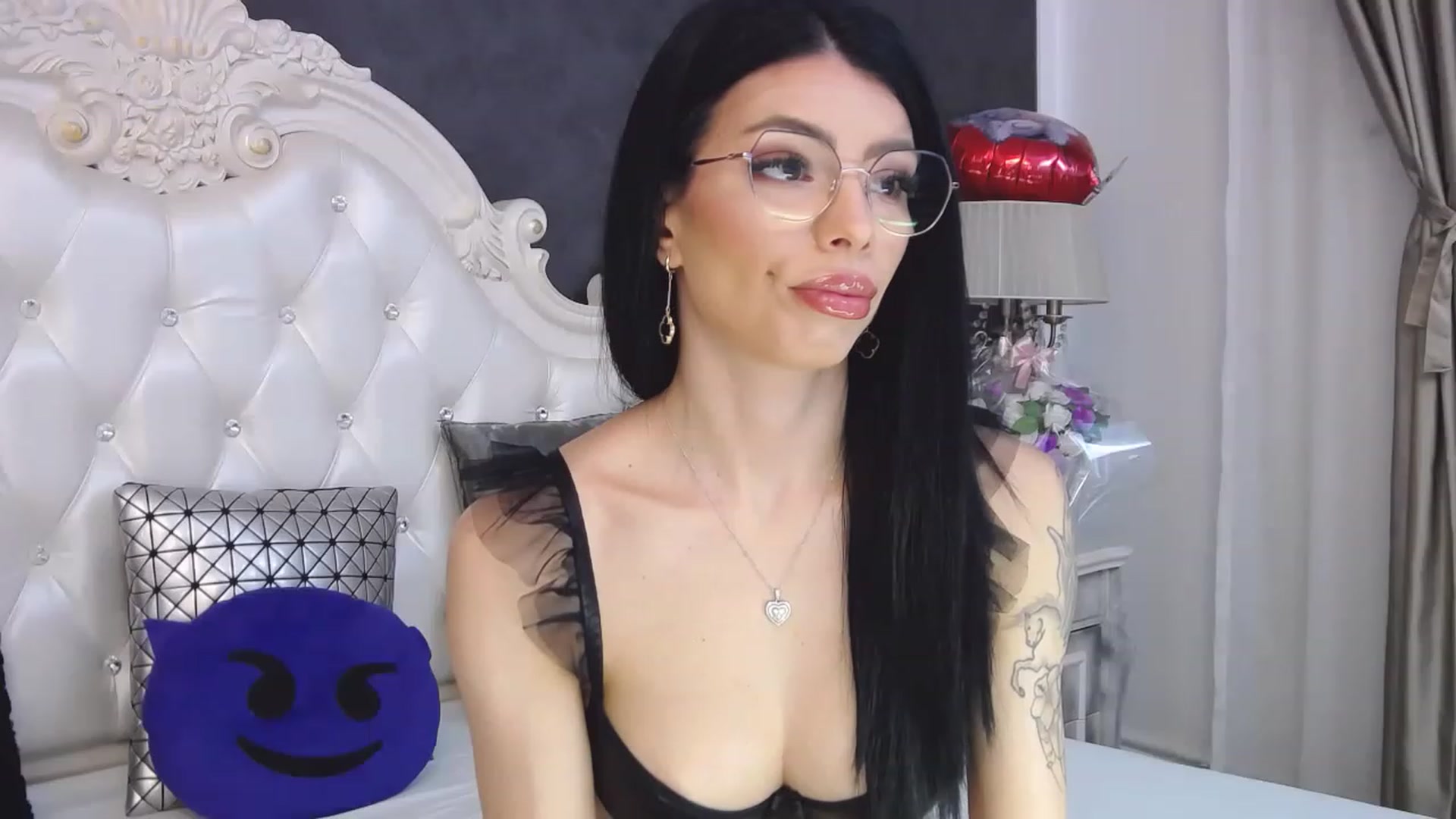 Gallery image thumbnail from Tesa000's myfreecams stream on, 03/26/2023, 08:23 image 9 of 20