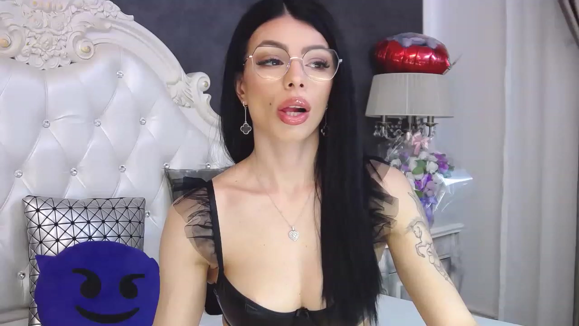 Gallery image thumbnail from Tesa000's myfreecams stream on, 03/26/2023, 08:23 image 18 of 20