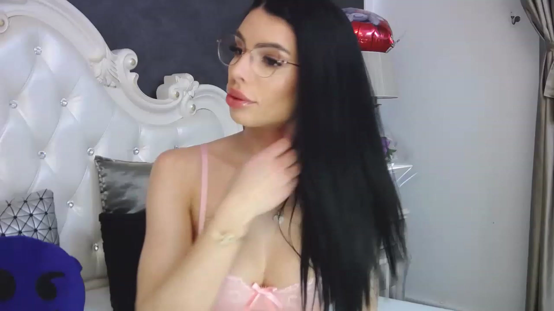 Gallery image thumbnail from Tesa000's myfreecams stream on, 03/27/2023, 08:26 image 20 of 20