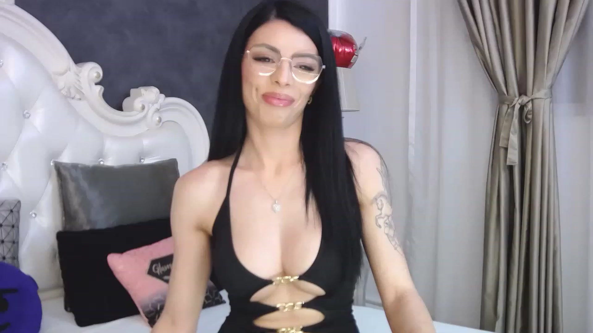 Gallery image thumbnail from Tesa000's myfreecams stream on, 03/29/2023, 09:00 image 16 of 20