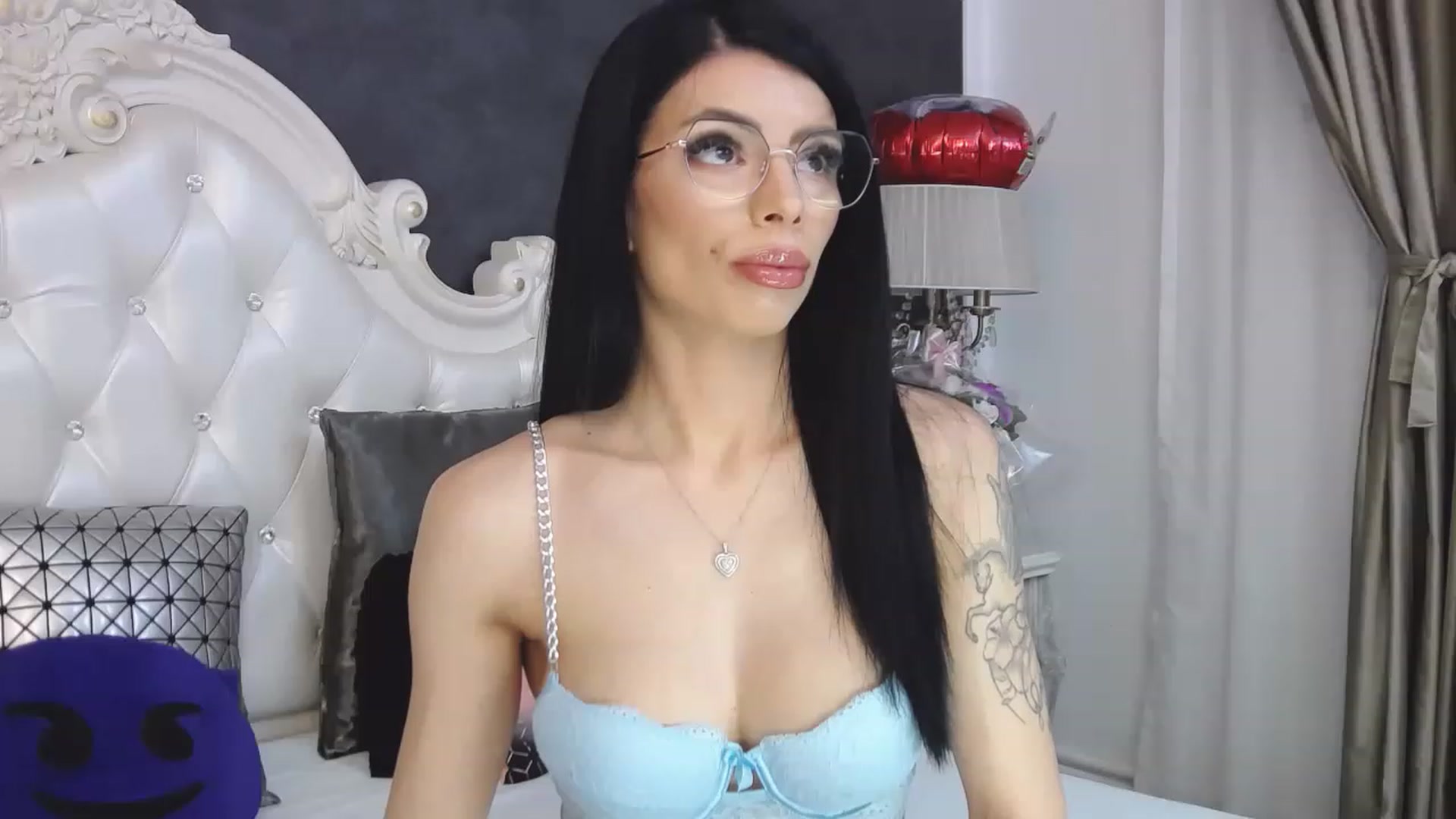 Gallery image thumbnail from Tesa000's myfreecams stream on, 03/29/2023, 11:56 image 8 of 20