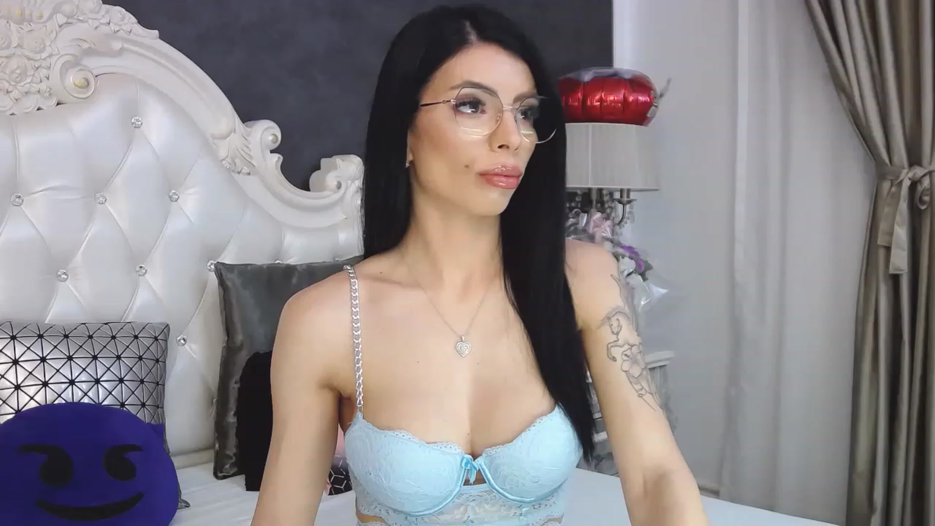 Gallery image thumbnail from Tesa000's myfreecams stream on, 03/29/2023, 11:56 image 6 of 20