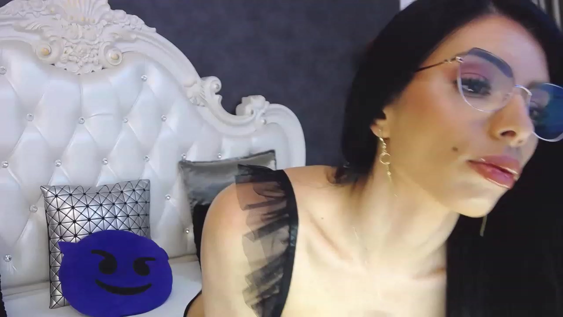 Gallery image thumbnail from Tesa000's myfreecams stream on, 04/01/2023, 08:59 image 16 of 20
