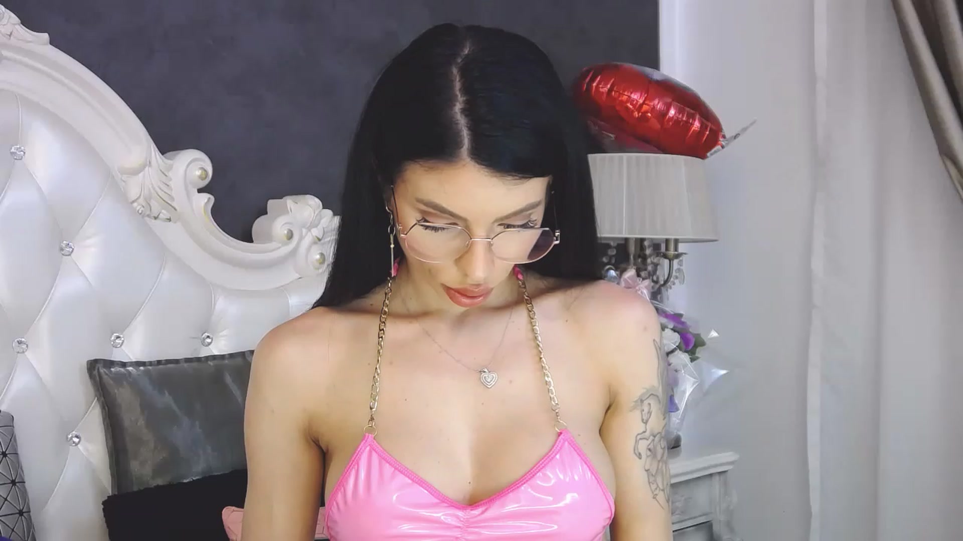 Gallery image thumbnail from Tesa000's myfreecams stream on, 04/03/2023, 08:35 image 11 of 20