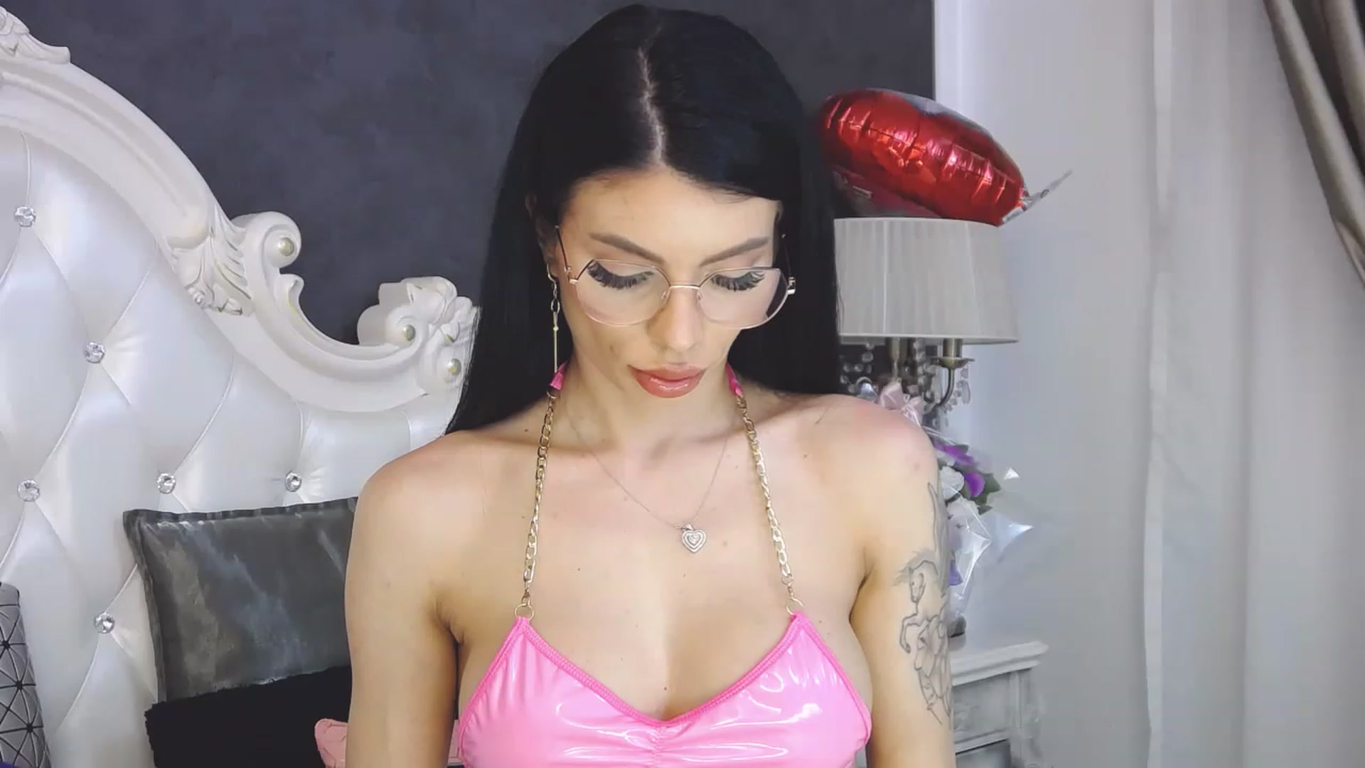 Gallery image thumbnail from Tesa000's myfreecams stream on, 04/03/2023, 08:35 image 10 of 20
