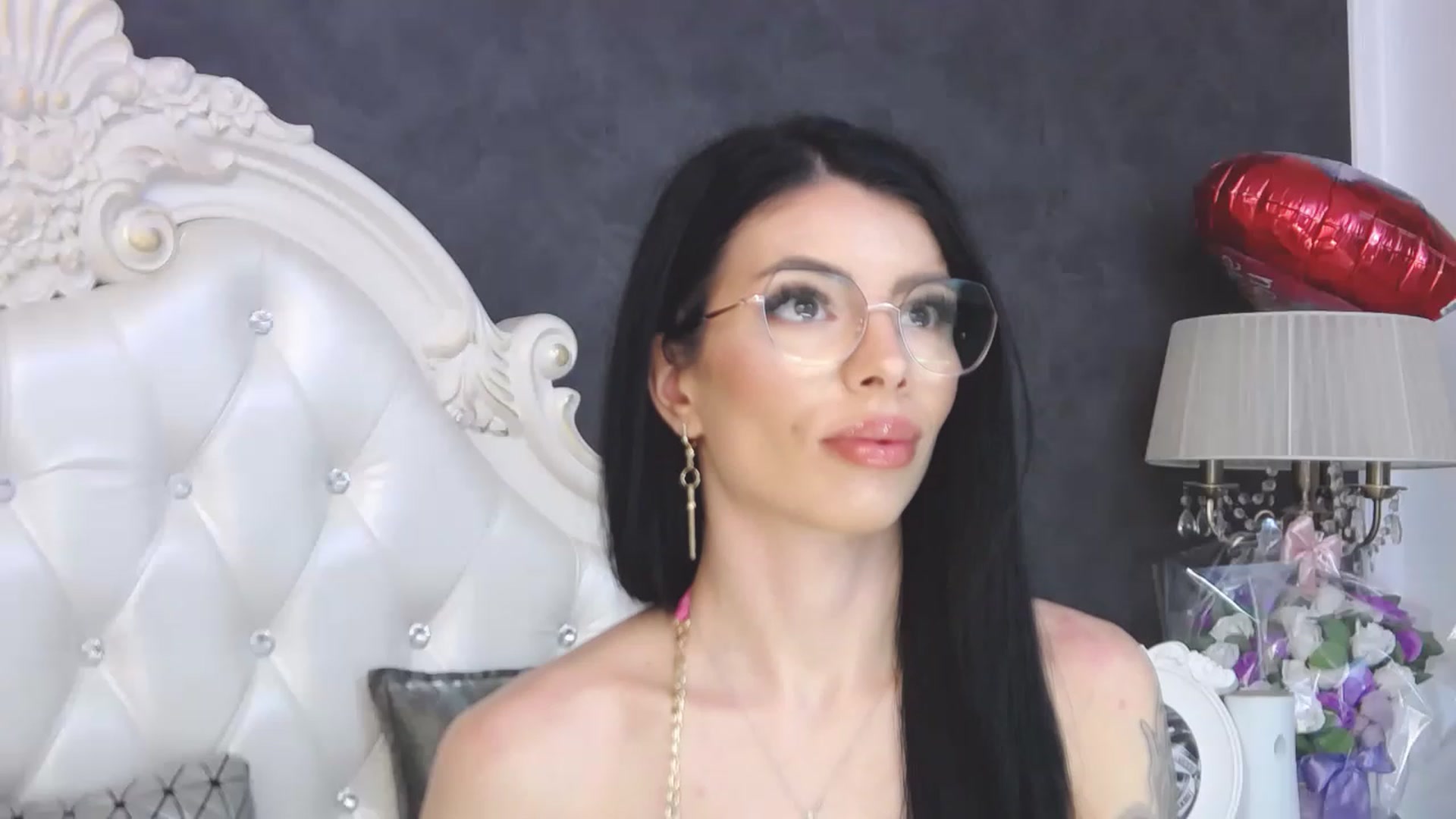 Gallery image thumbnail from Tesa000's myfreecams stream on, 04/03/2023, 09:14 image 19 of 20
