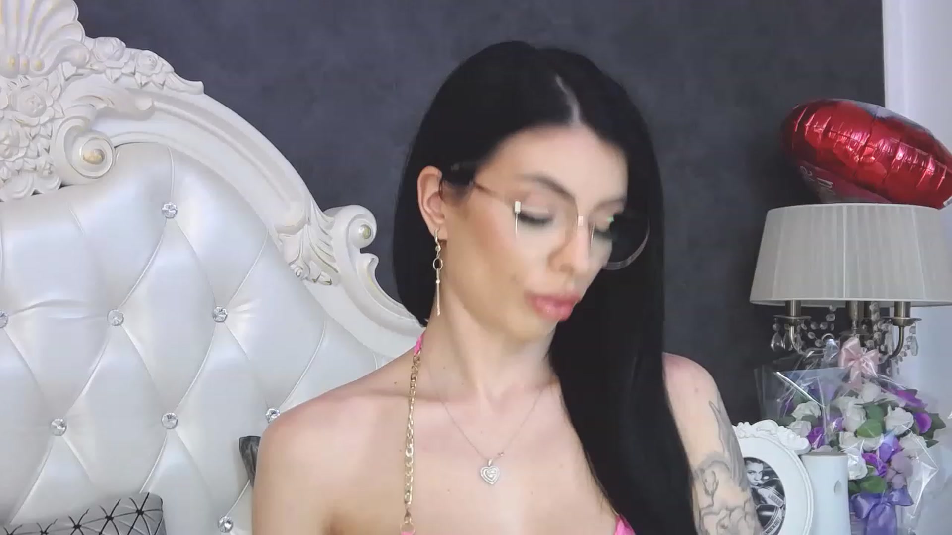 Gallery image thumbnail from Tesa000's myfreecams stream on, 04/03/2023, 09:14 image 15 of 20
