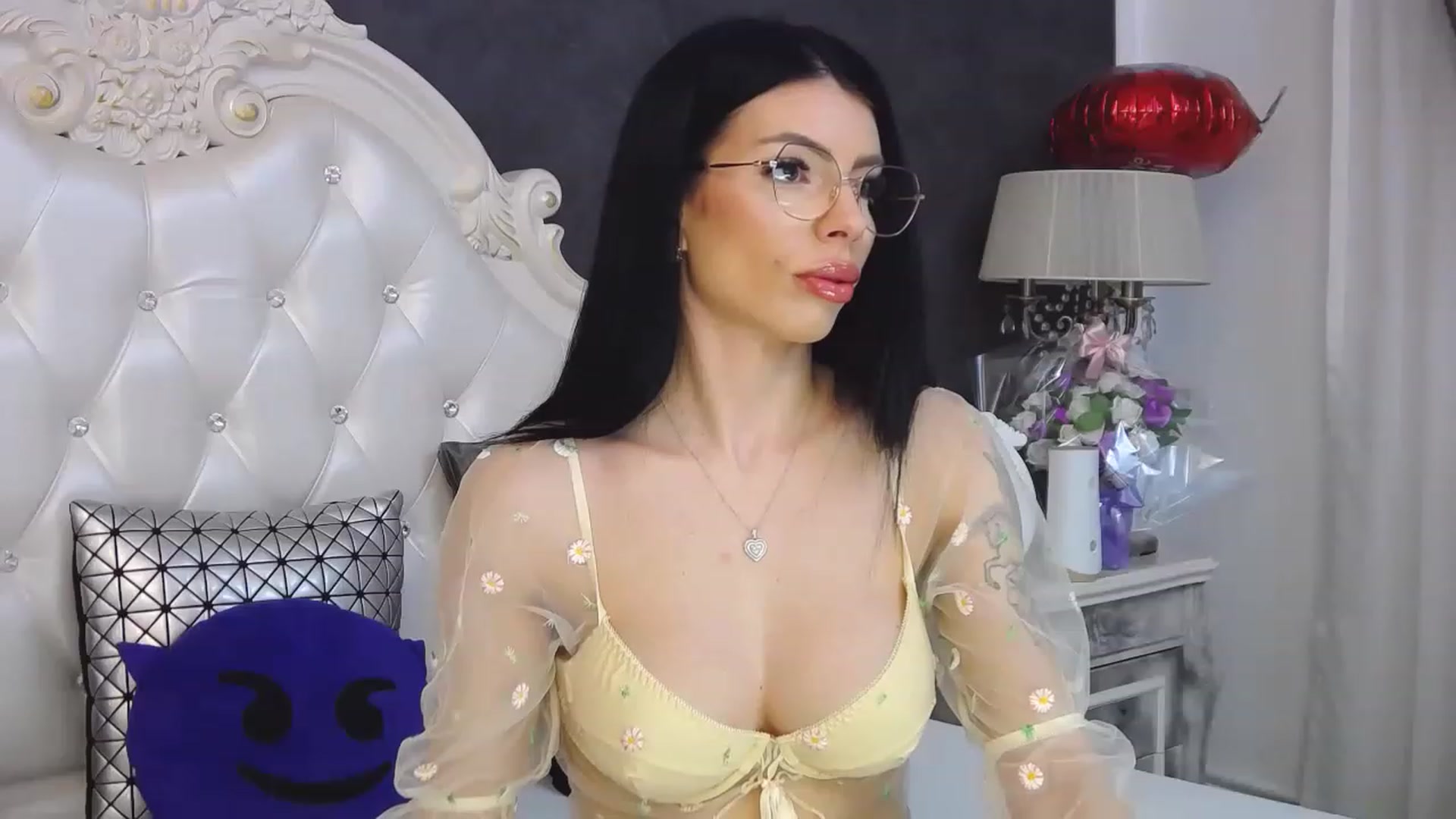 Gallery image thumbnail from Tesa000's myfreecams stream on, 04/07/2023, 07:58 image 17 of 20