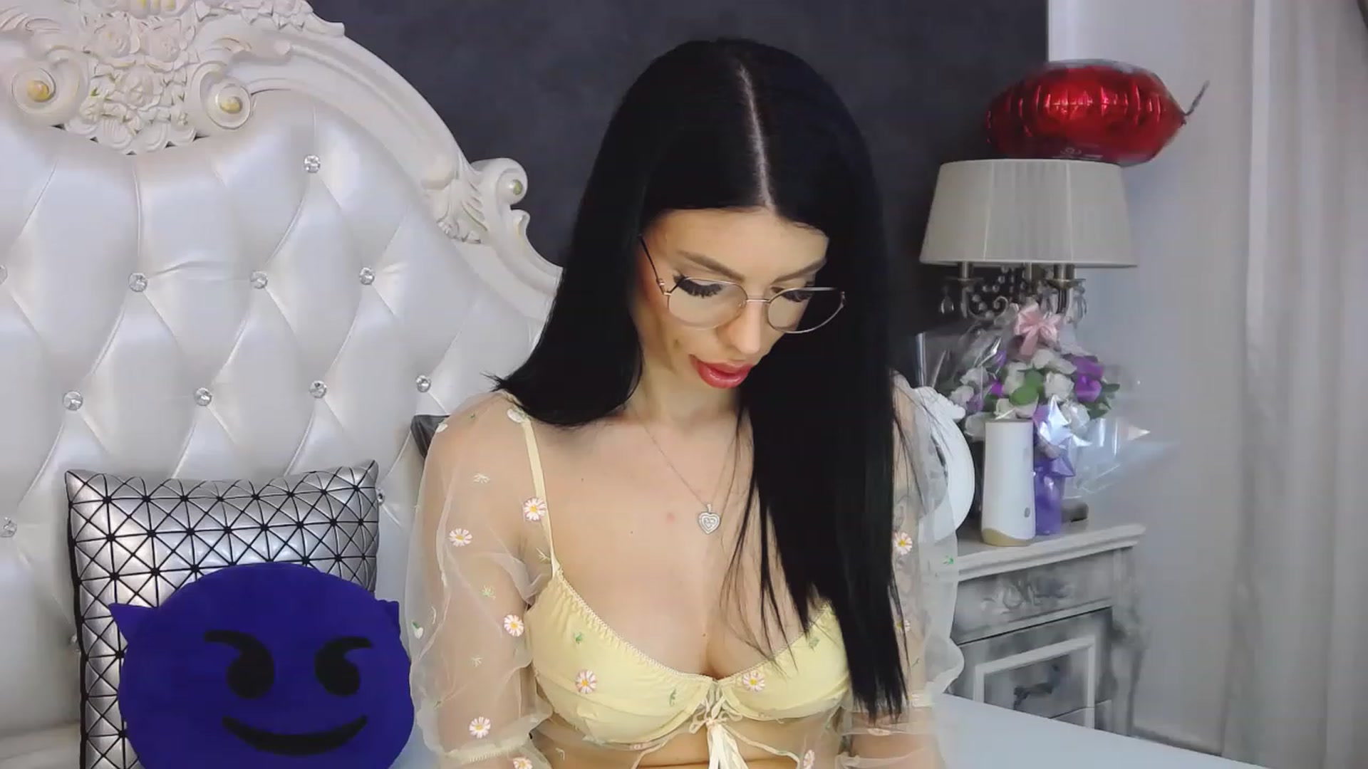 Gallery image thumbnail from Tesa000's myfreecams stream on, 04/07/2023, 07:58 image 11 of 20