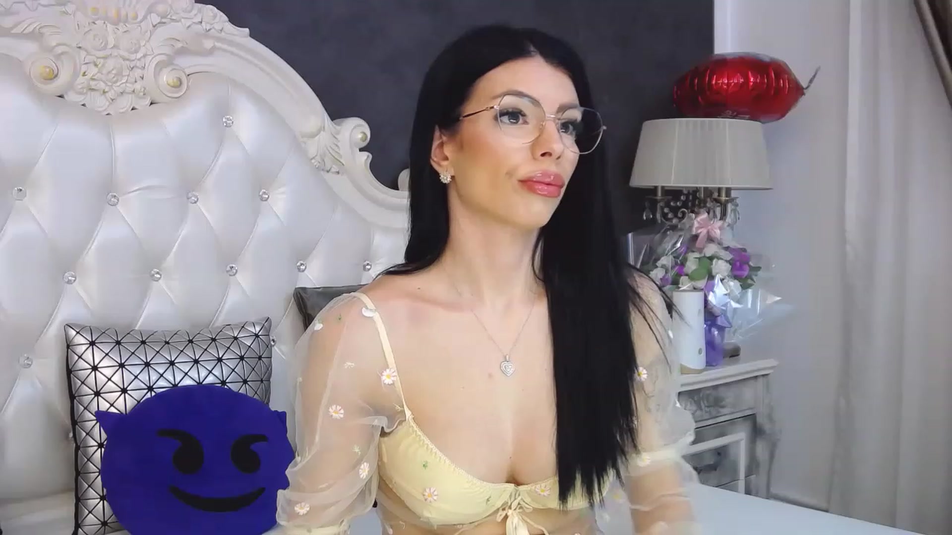 Gallery image thumbnail from Tesa000's myfreecams stream on, 04/07/2023, 08:29 image 2 of 20