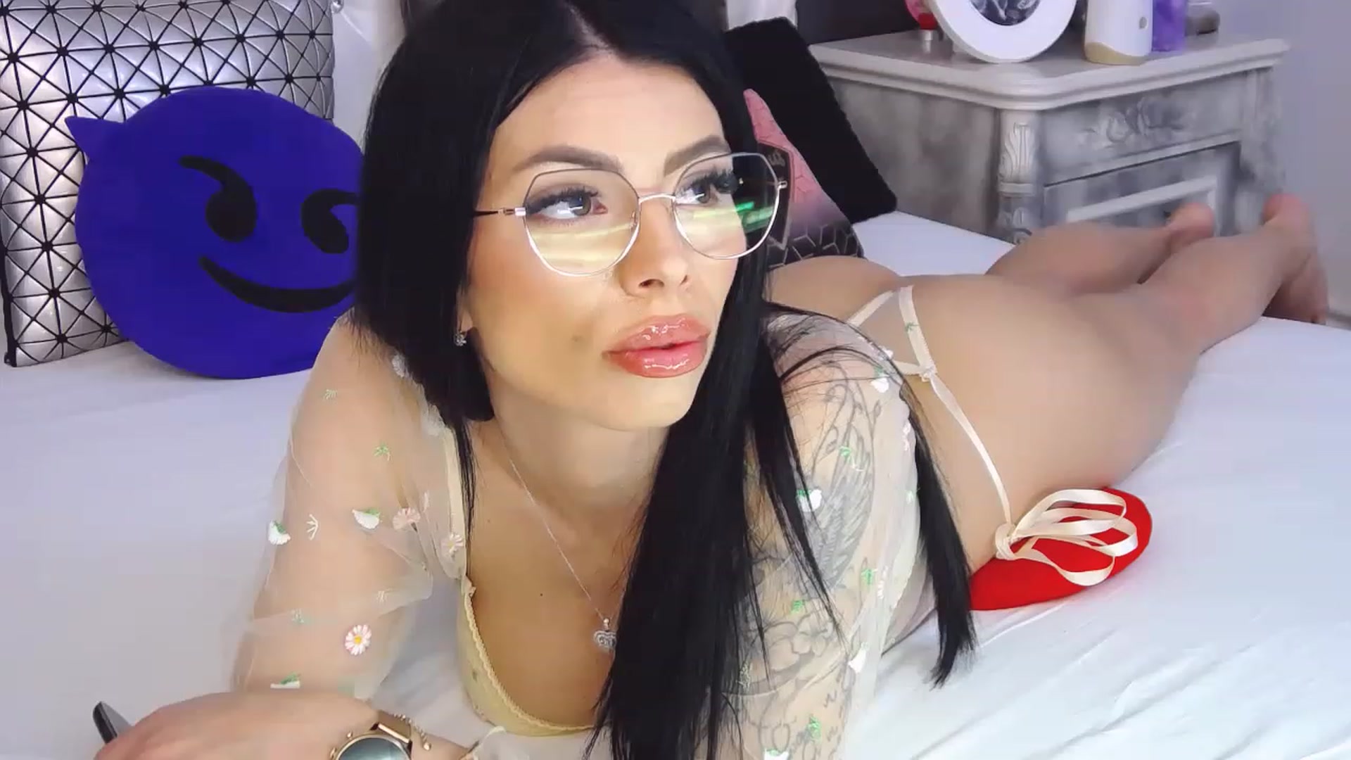 Gallery image thumbnail from Tesa000's myfreecams stream on, 04/07/2023, 09:06 image 18 of 20