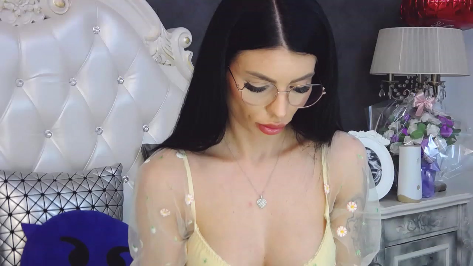 Gallery image thumbnail from Tesa000's myfreecams stream on, 04/07/2023, 09:52 image 16 of 20
