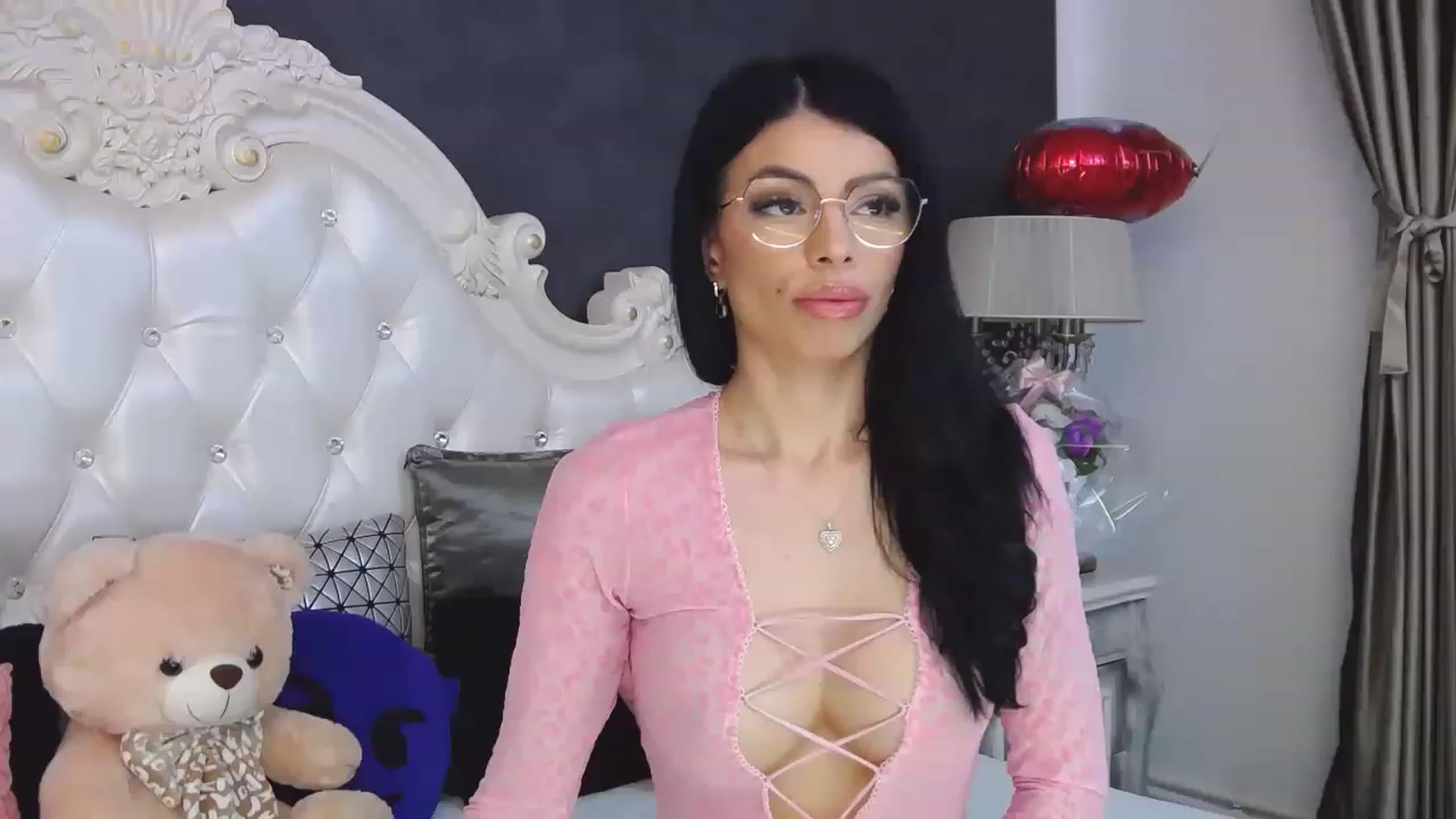Gallery image thumbnail from Tesa000's myfreecams stream on, 04/12/2023, 09:36 image 15 of 20