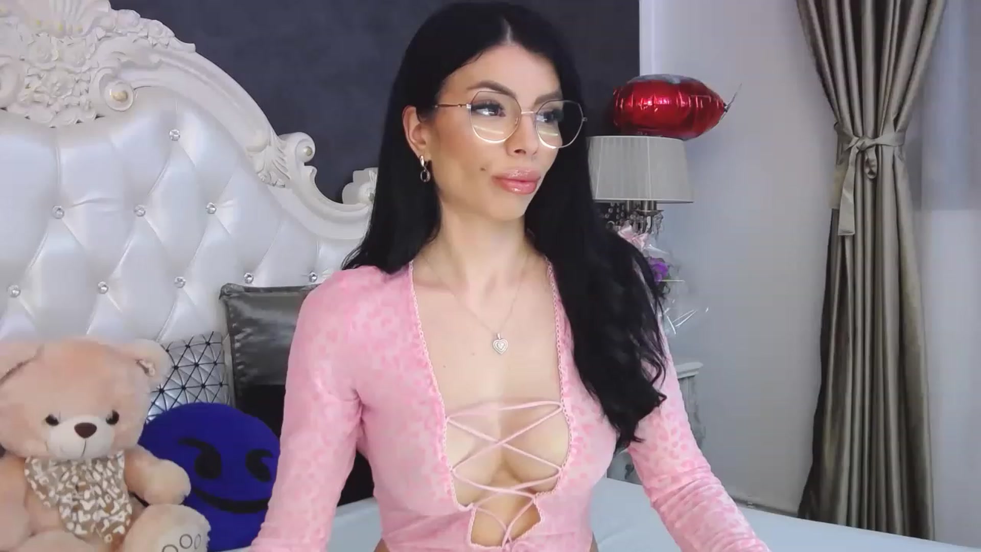 Gallery image thumbnail from Tesa000's myfreecams stream on, 04/12/2023, 12:20 image 13 of 20