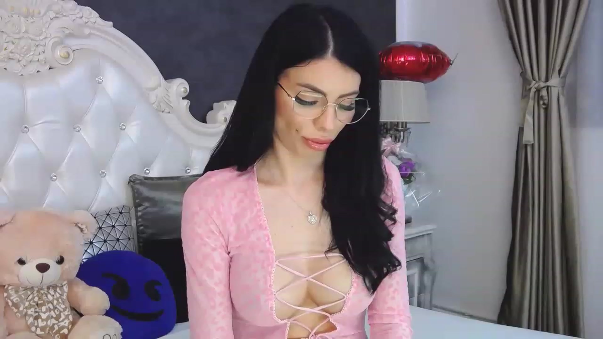 Gallery image thumbnail from Tesa000's myfreecams stream on, 04/12/2023, 12:20 image 15 of 20