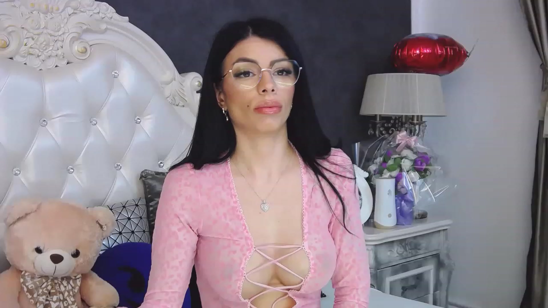 Gallery image thumbnail from Tesa000's myfreecams stream on, 04/12/2023, 14:01 image 17 of 20