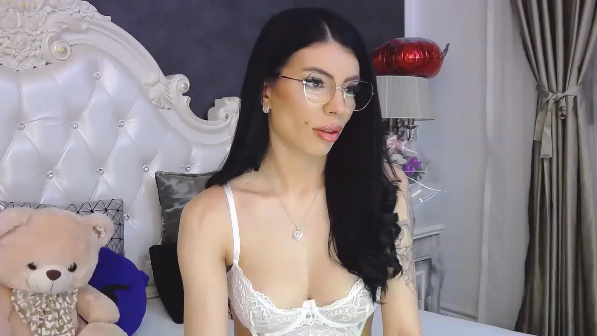 Gallery image thumbnail from Tesa000's myfreecams stream on, 04/13/2023, 08:01 image 10 of 20