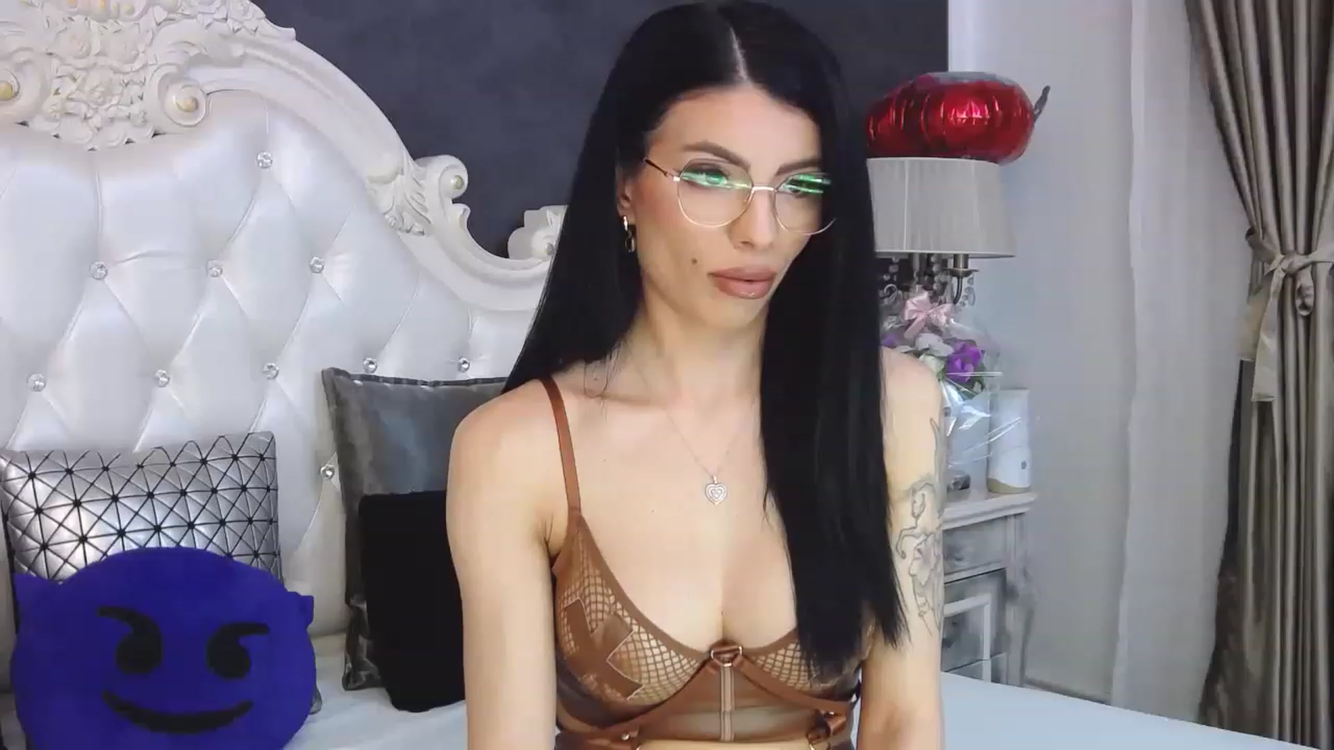 Gallery image thumbnail from Tesa000's myfreecams stream on, 04/18/2023, 07:45 image 6 of 20