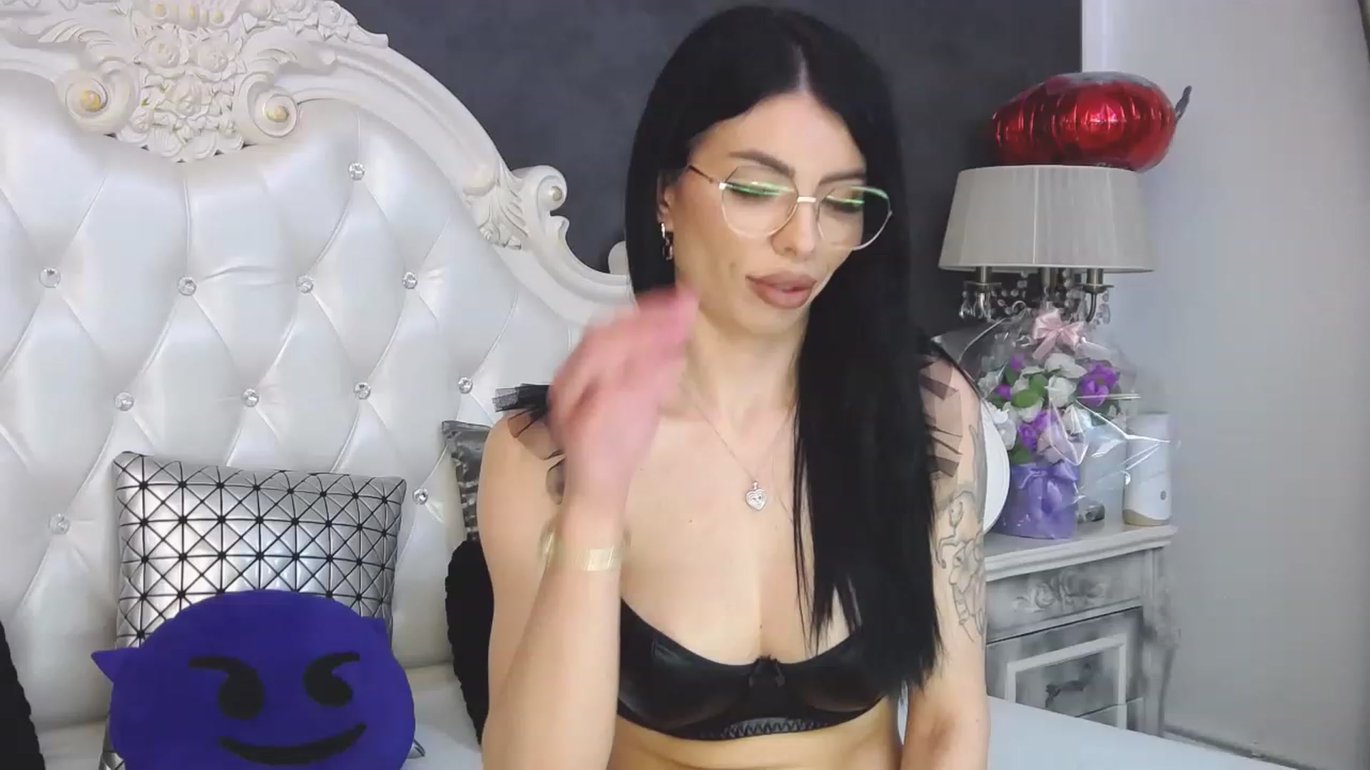 Gallery image thumbnail from Tesa000's myfreecams stream on, 04/19/2023, 14:58 image 16 of 20