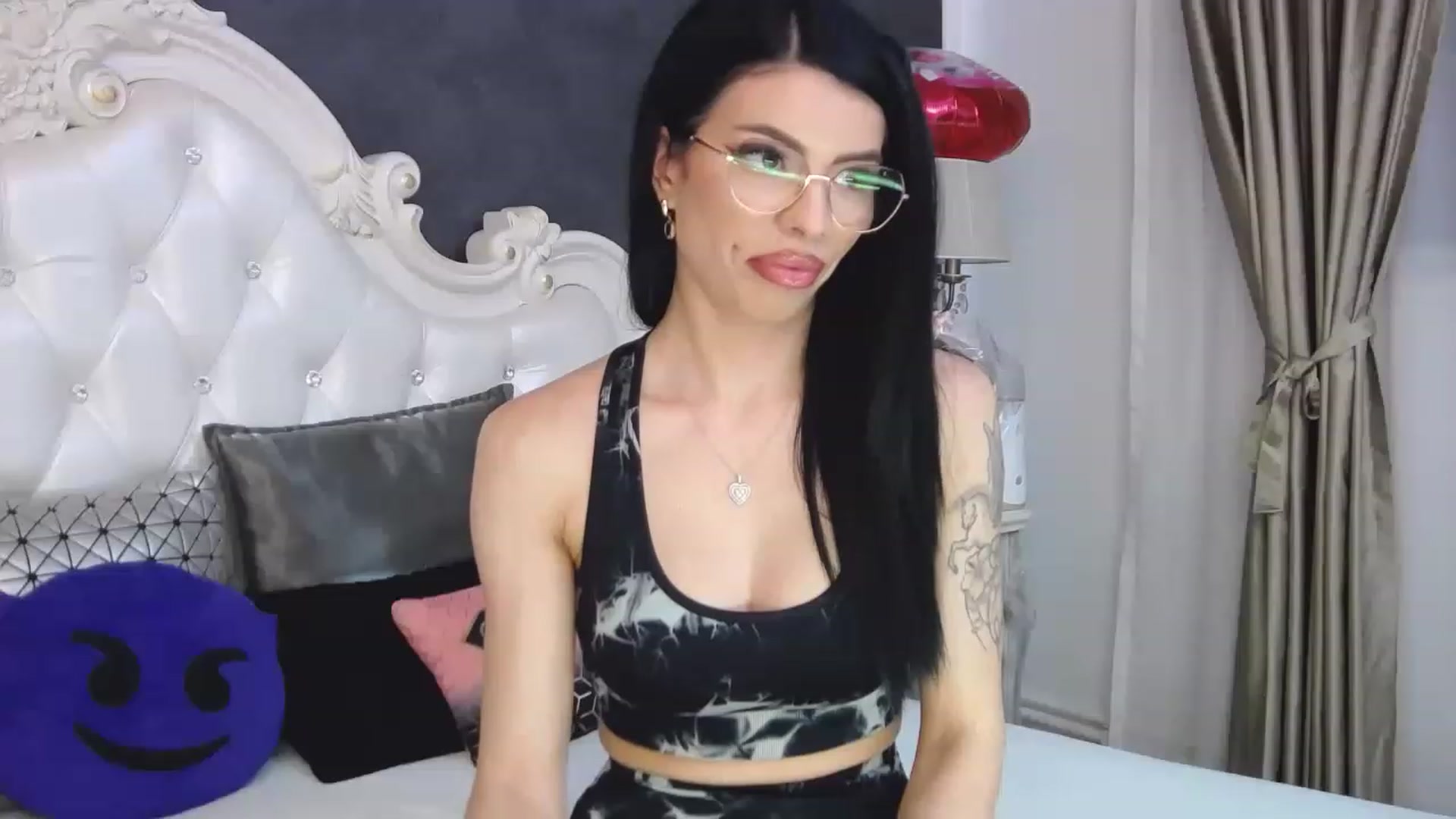 Gallery image thumbnail from Tesa000's myfreecams stream on, 04/23/2023, 14:42 image 4 of 20