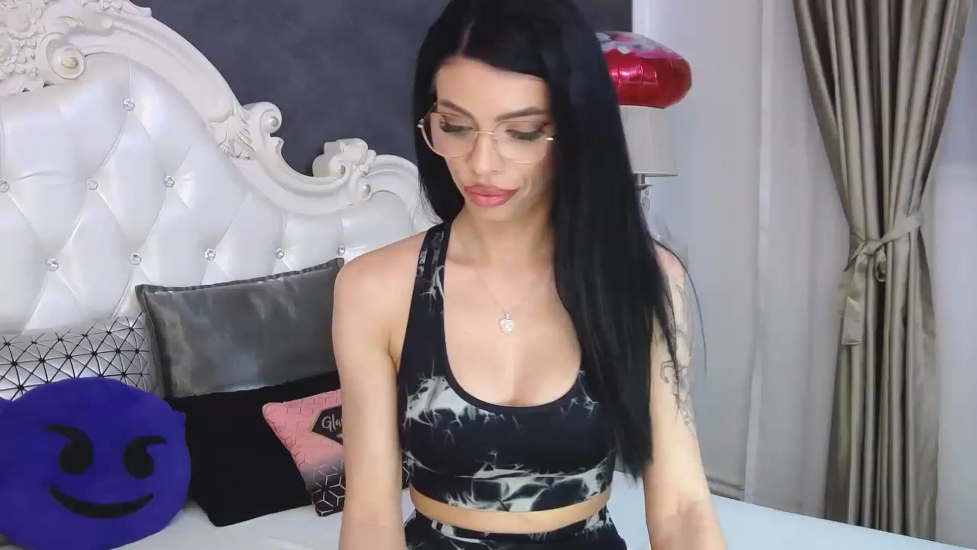 Gallery image thumbnail from Tesa000's myfreecams stream on, 04/23/2023, 14:42 image 5 of 20