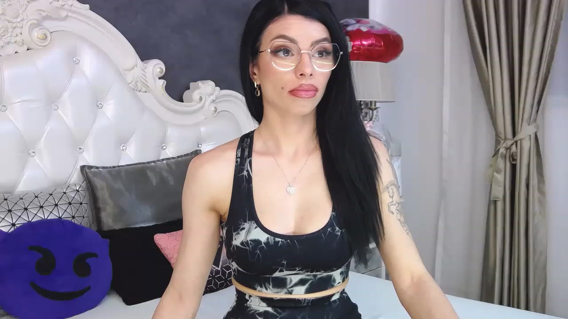 Gallery image thumbnail from Tesa000's myfreecams stream on, 04/23/2023, 14:42 image 2 of 20