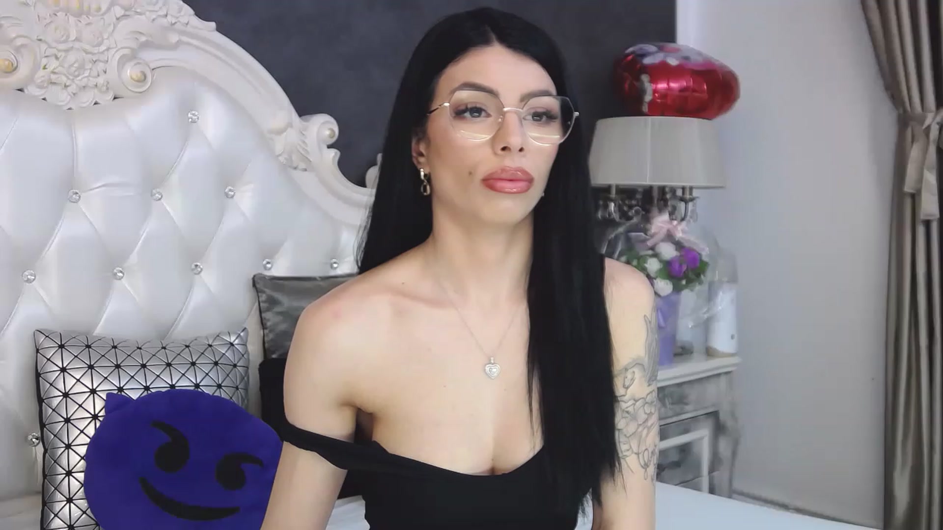 Gallery image thumbnail from Tesa000's myfreecams stream on, 04/24/2023, 08:43 image 17 of 20