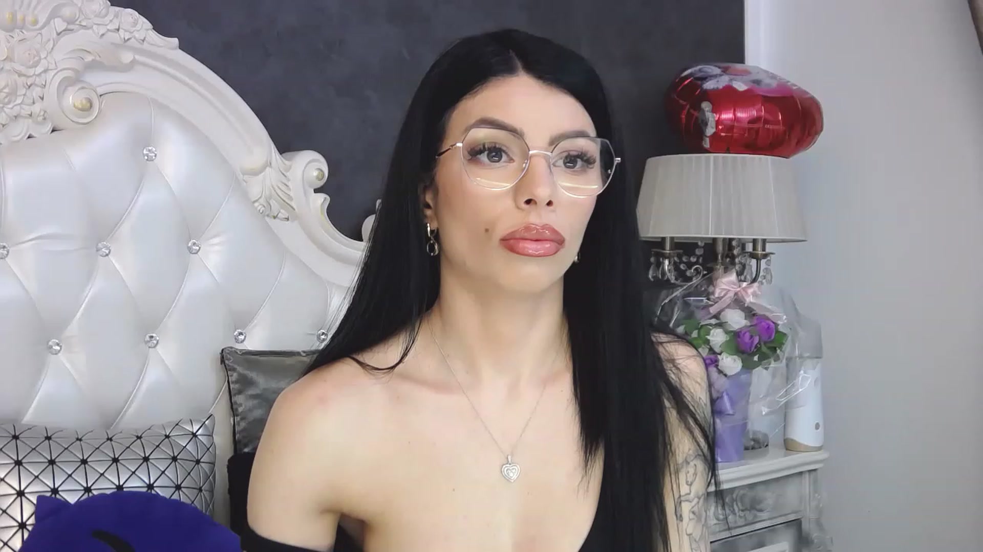 Gallery image thumbnail from Tesa000's myfreecams stream on, 04/24/2023, 08:43 image 14 of 20