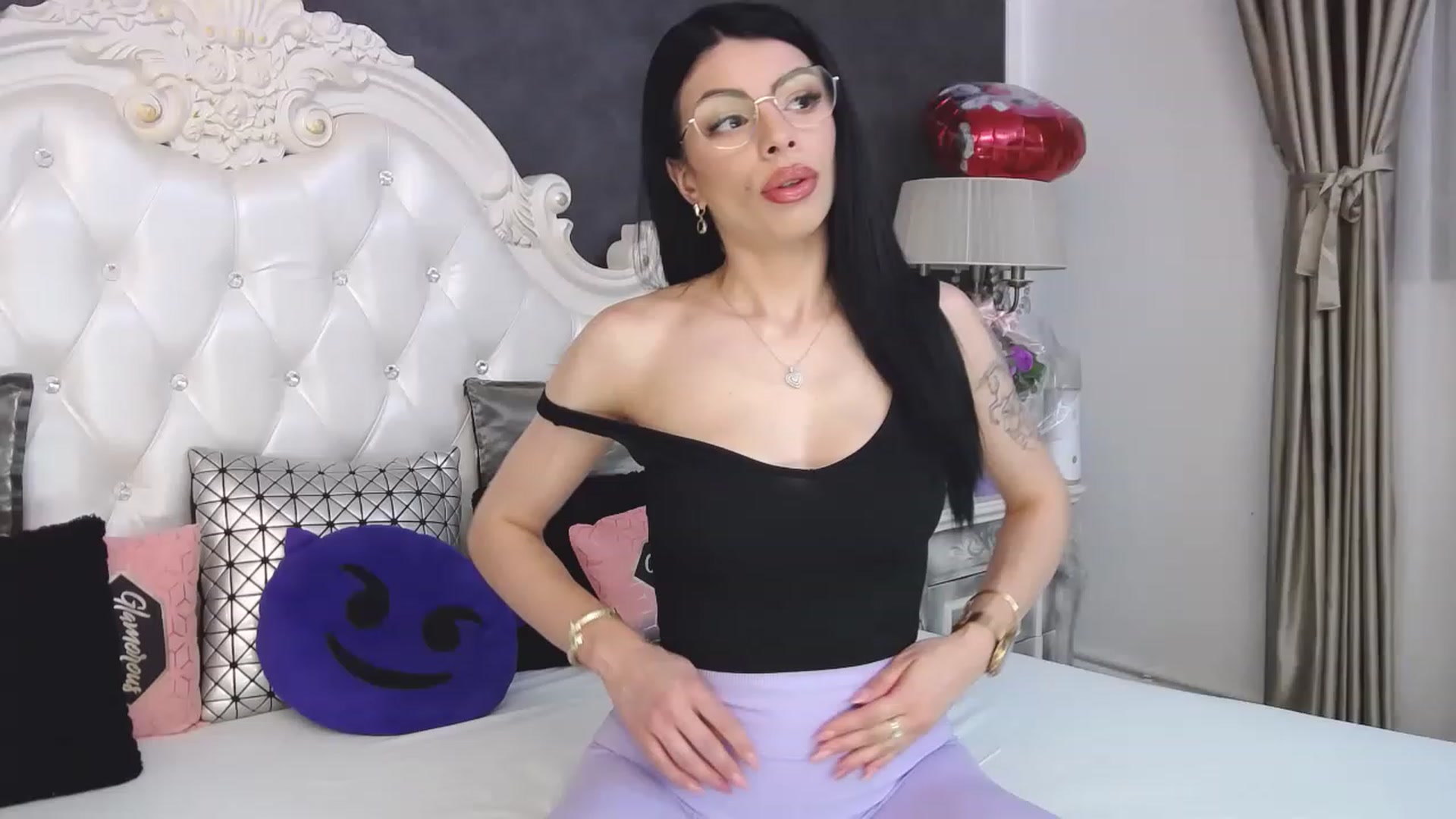 Gallery image thumbnail from Tesa000's myfreecams stream on, 04/24/2023, 08:43 image 1 of 20