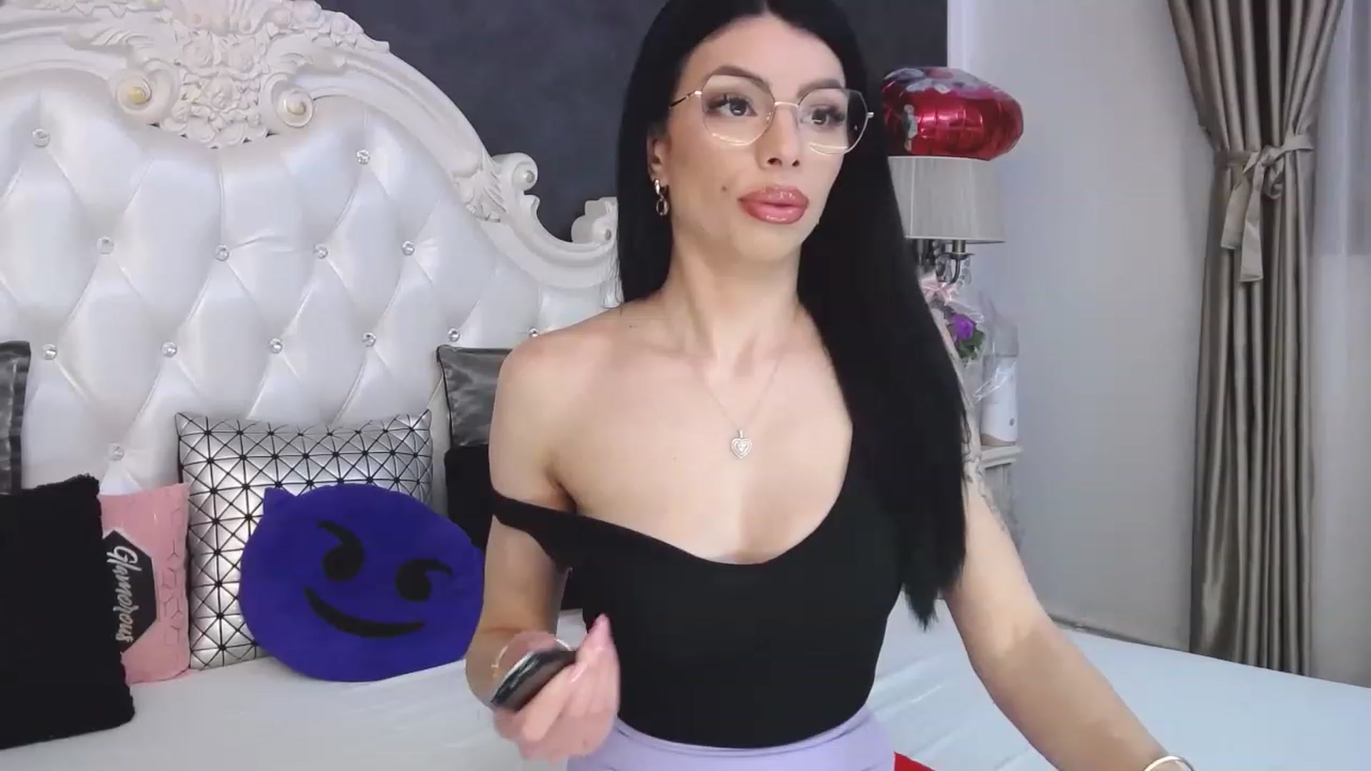 Gallery image thumbnail from Tesa000's myfreecams stream on, 04/24/2023, 08:43 image 2 of 20