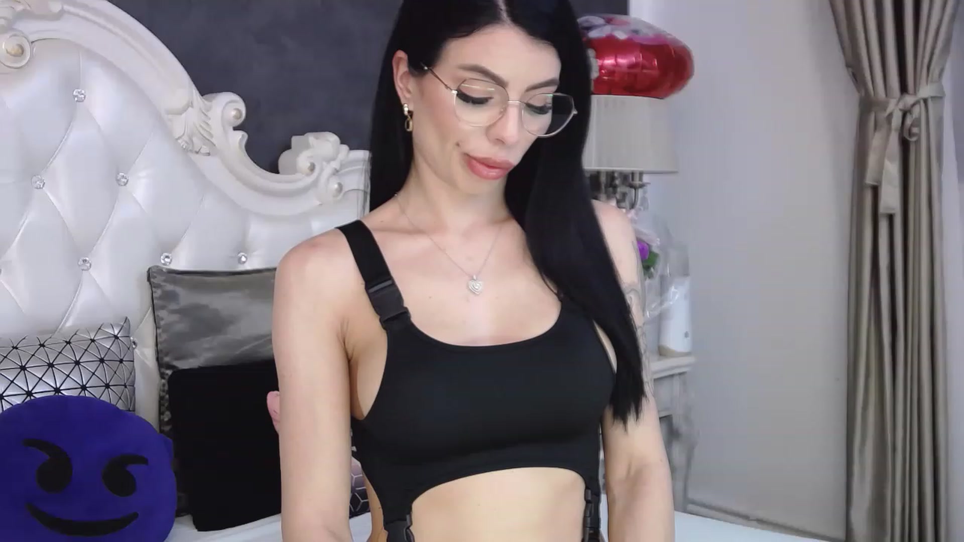 Gallery image thumbnail from Tesa000's myfreecams stream on, 04/27/2023, 11:06 image 17 of 20