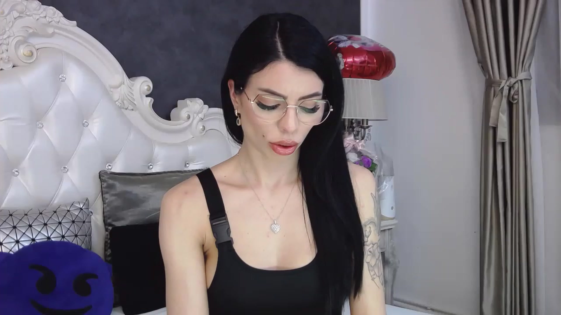 Gallery image thumbnail from Tesa000's myfreecams stream on, 04/27/2023, 11:06 image 14 of 20