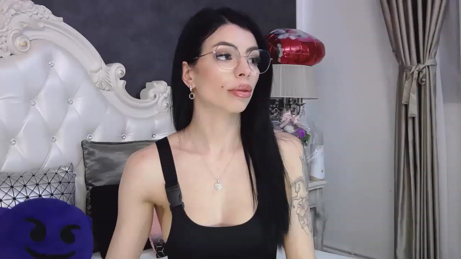 Gallery image thumbnail from Tesa000's myfreecams stream on, 04/27/2023, 11:06 image 8 of 20