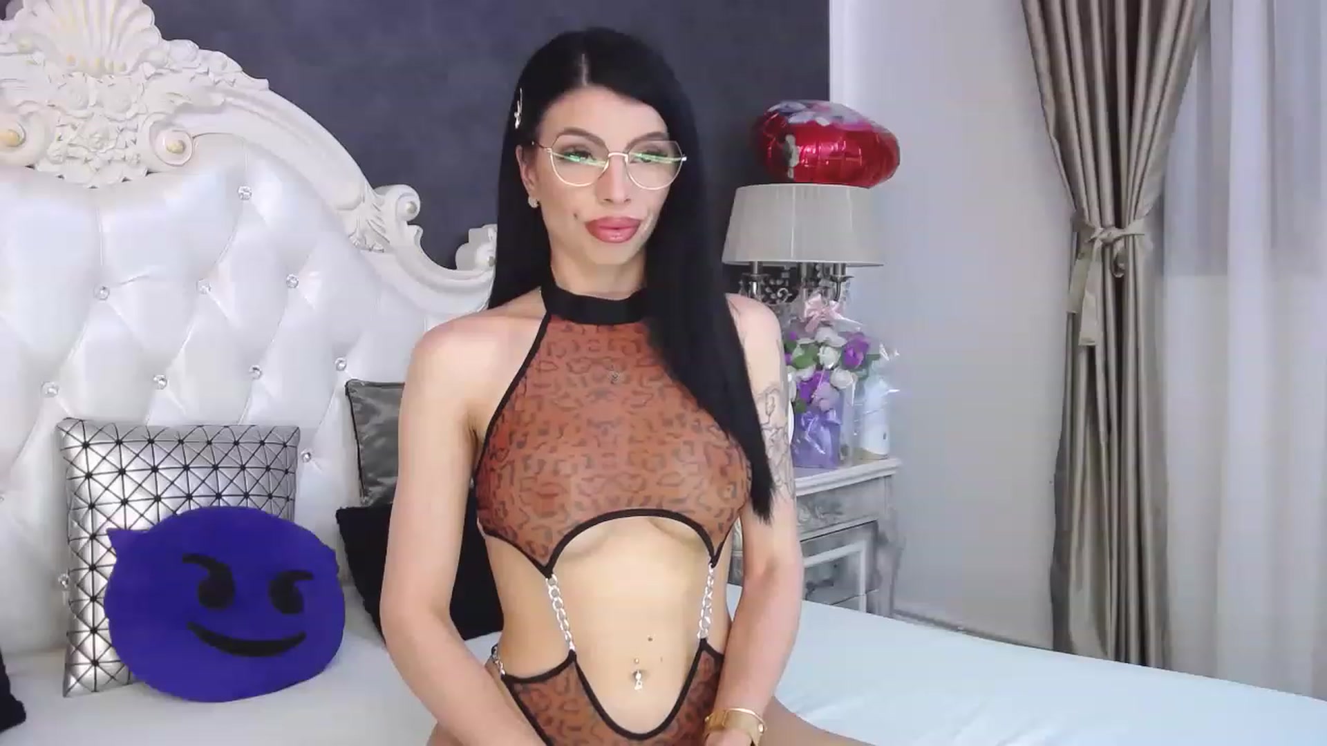 Gallery image thumbnail from Tesa000's myfreecams stream on, 05/03/2023, 08:28 image 11 of 20