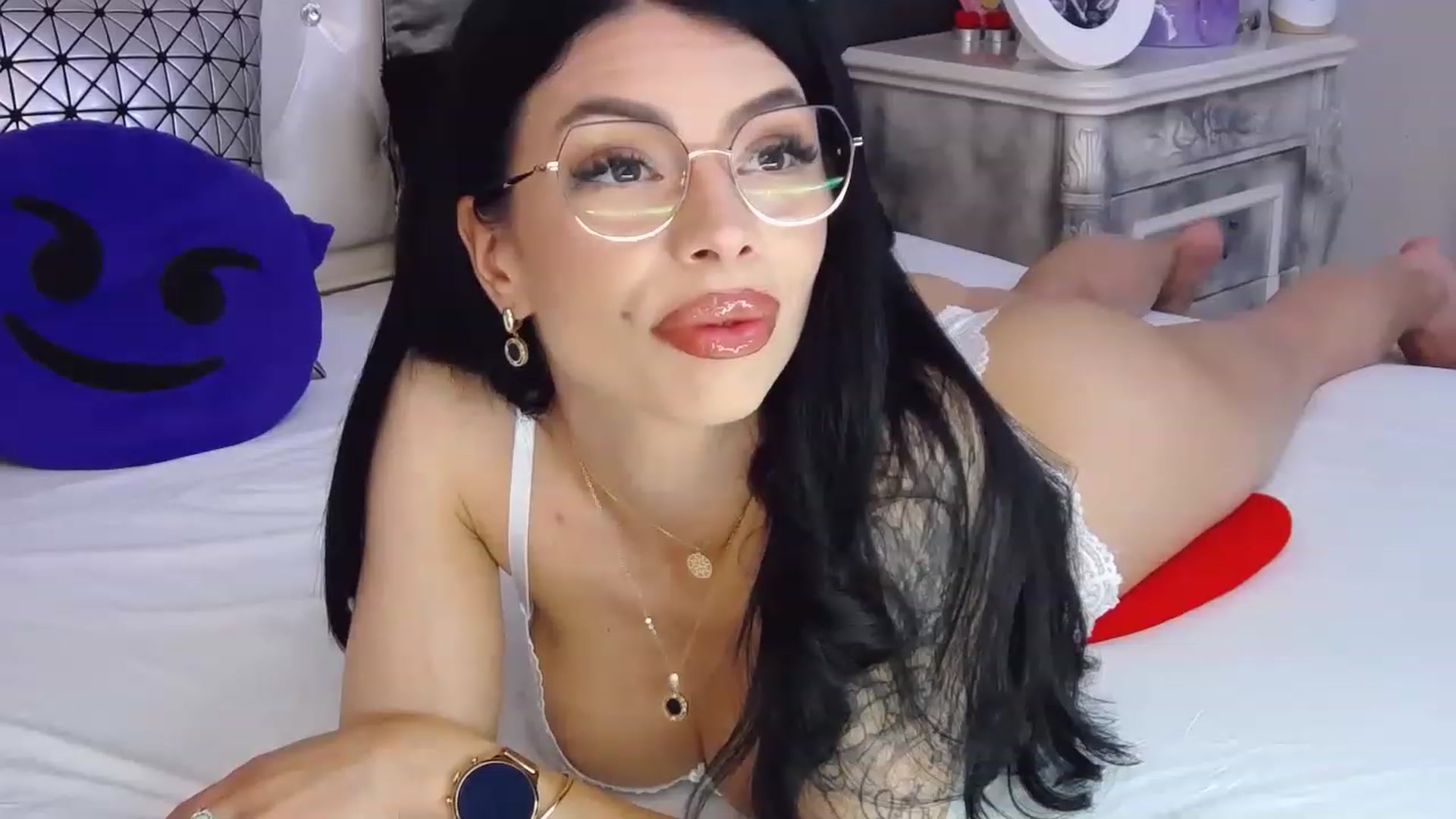 Gallery image thumbnail from Tesa000's myfreecams stream on, 05/08/2023, 07:44 image 8 of 20