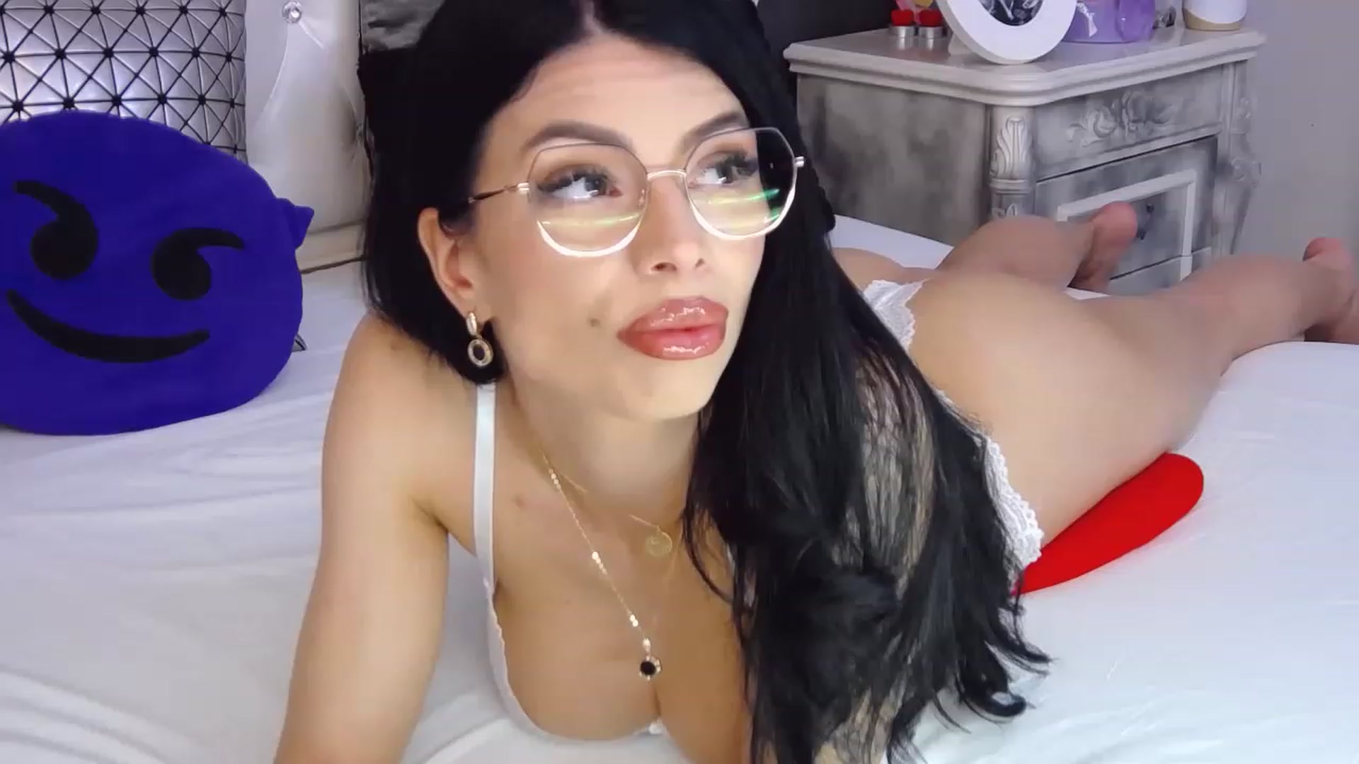 Gallery image thumbnail from Tesa000's myfreecams stream on, 05/08/2023, 07:44 image 11 of 20