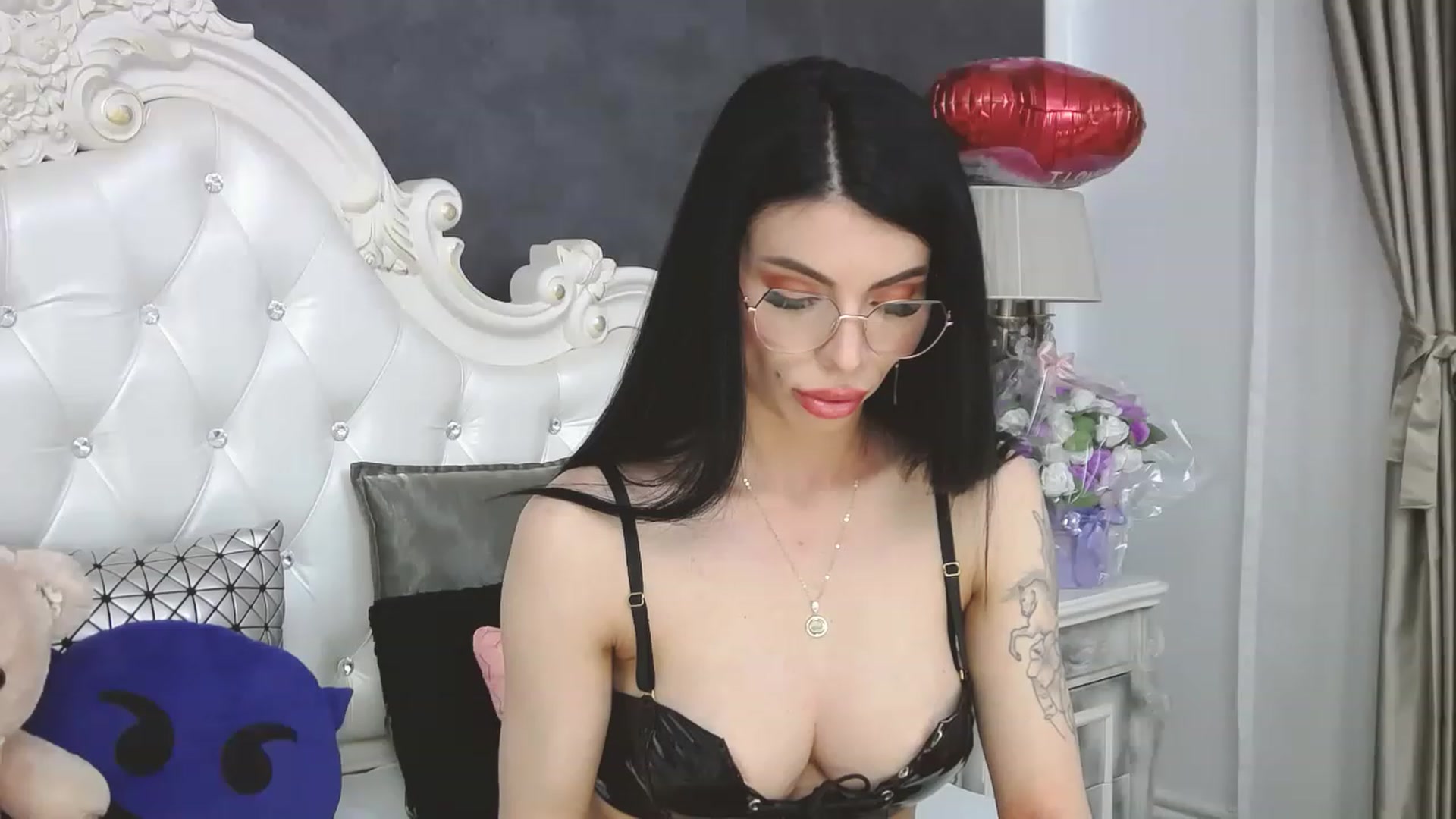 Gallery image thumbnail from Tesa000's myfreecams stream on, 06/01/2023, 12:54 image 8 of 20