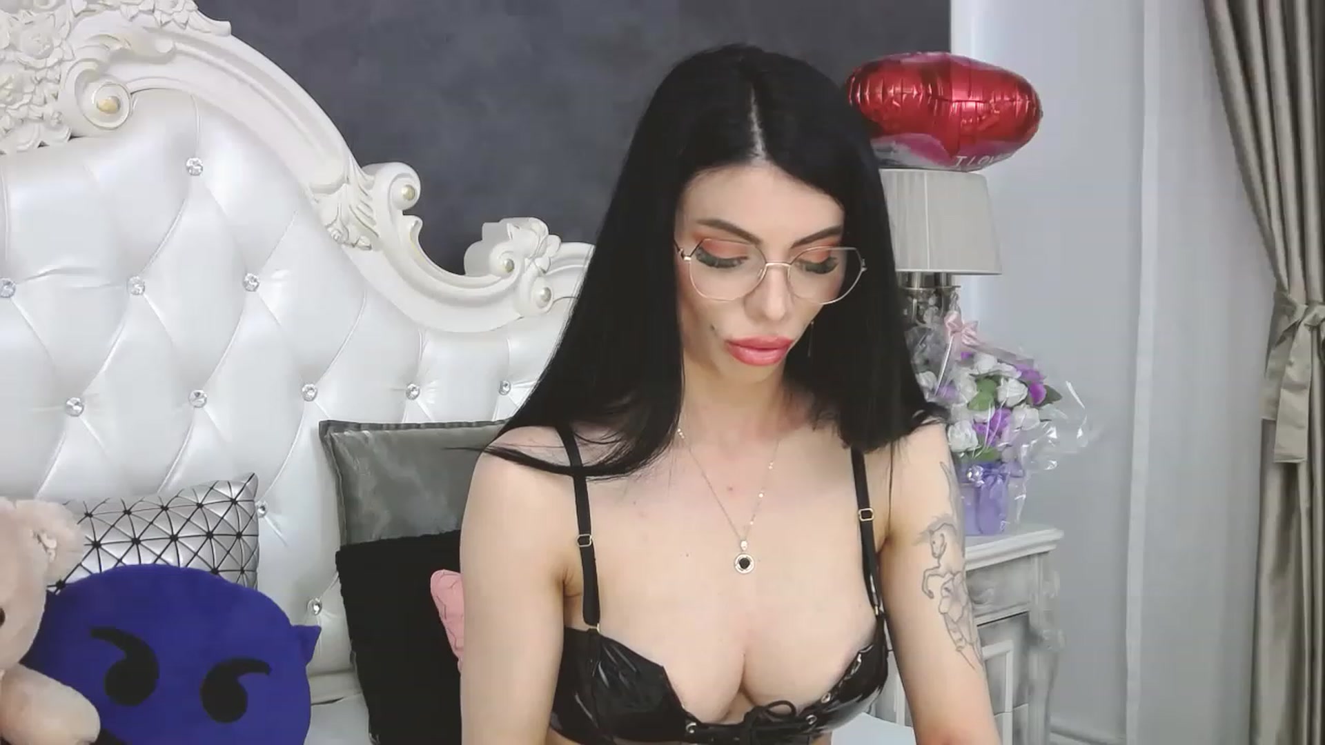 Gallery image thumbnail from Tesa000's myfreecams stream on, 06/01/2023, 12:54 image 9 of 20