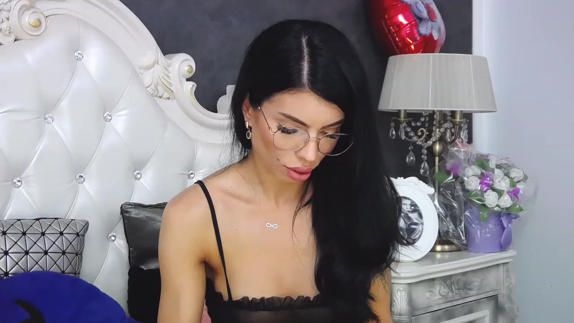 Gallery image thumbnail from Tesa000's myfreecams stream on, 08/04/2023, 12:16 image 8 of 20