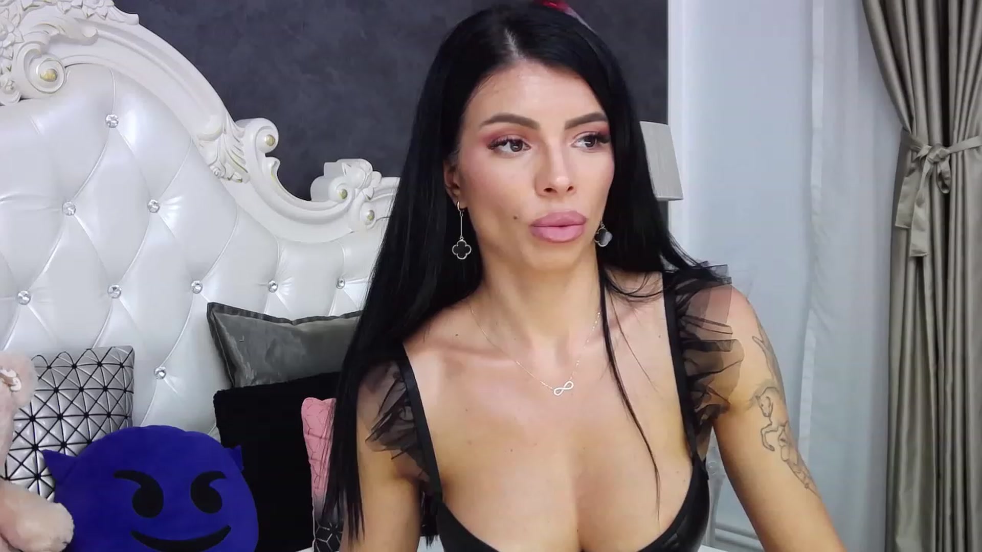 Gallery image thumbnail from Tesa000's myfreecams stream on, 08/22/2023, 12:28 image 15 of 20