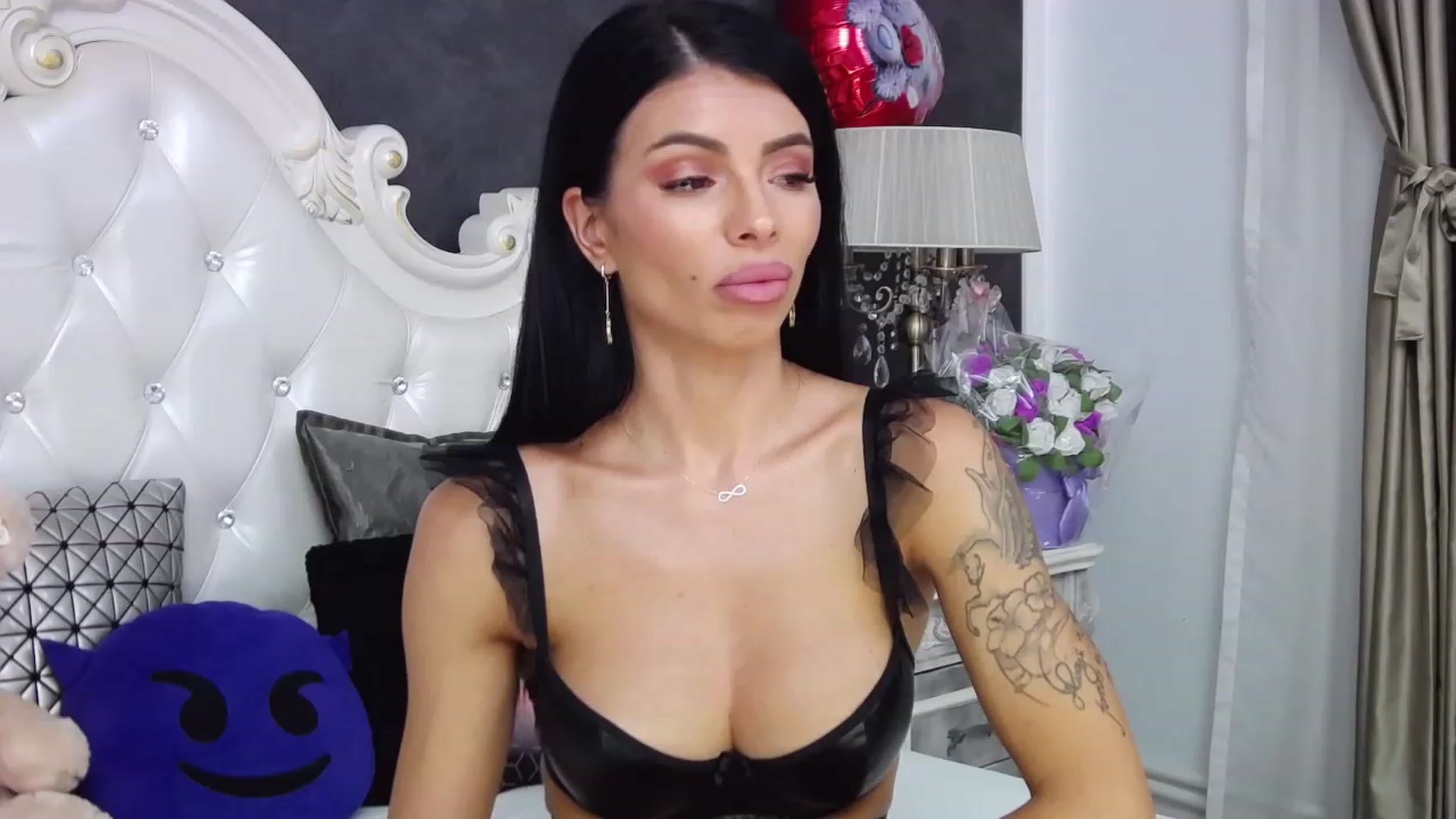 Gallery image thumbnail from Tesa000's myfreecams stream on, 08/22/2023, 13:01 image 5 of 20