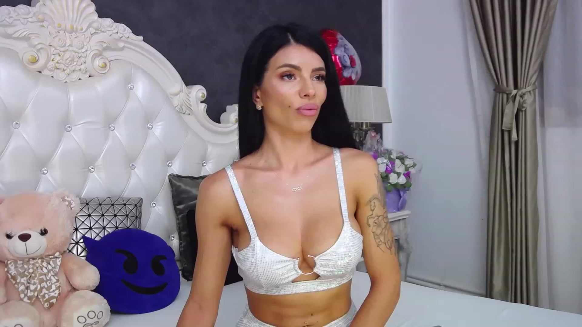 Gallery image thumbnail from Tesa000's myfreecams stream on, 08/26/2023, 11:42 image 12 of 20