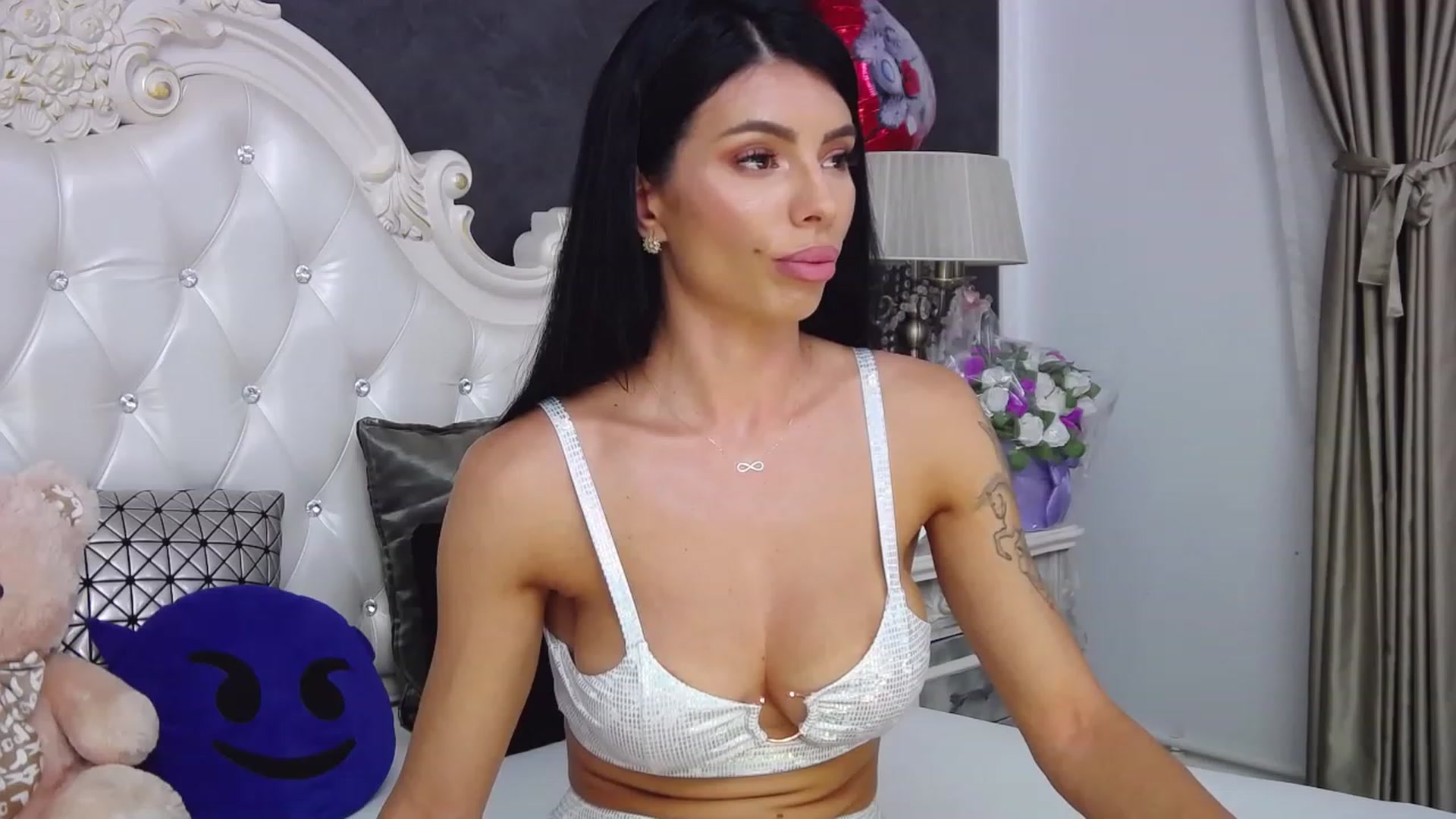 Gallery image thumbnail from Tesa000's myfreecams stream on, 08/26/2023, 12:37 image 6 of 20