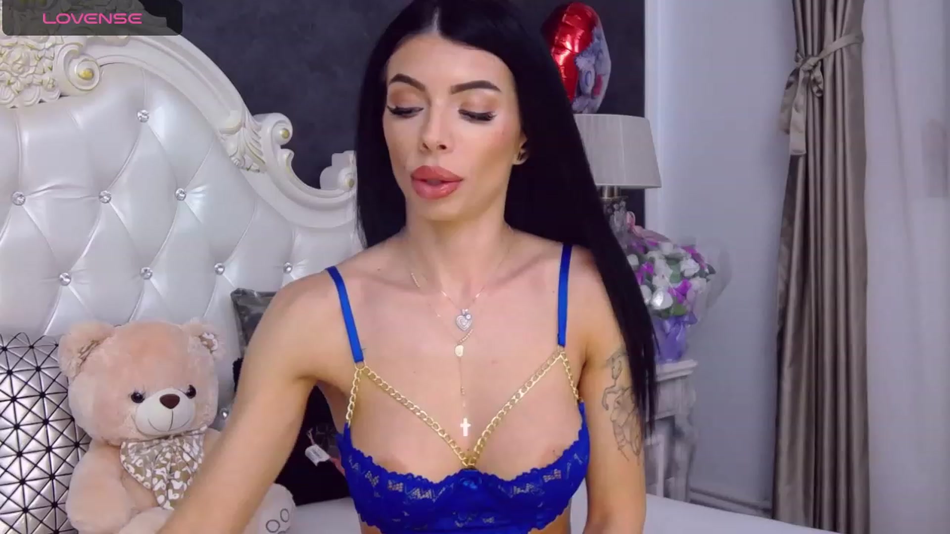 Gallery image thumbnail from Tesa000's myfreecams stream on, 10/18/2023, 11:00 image 10 of 20