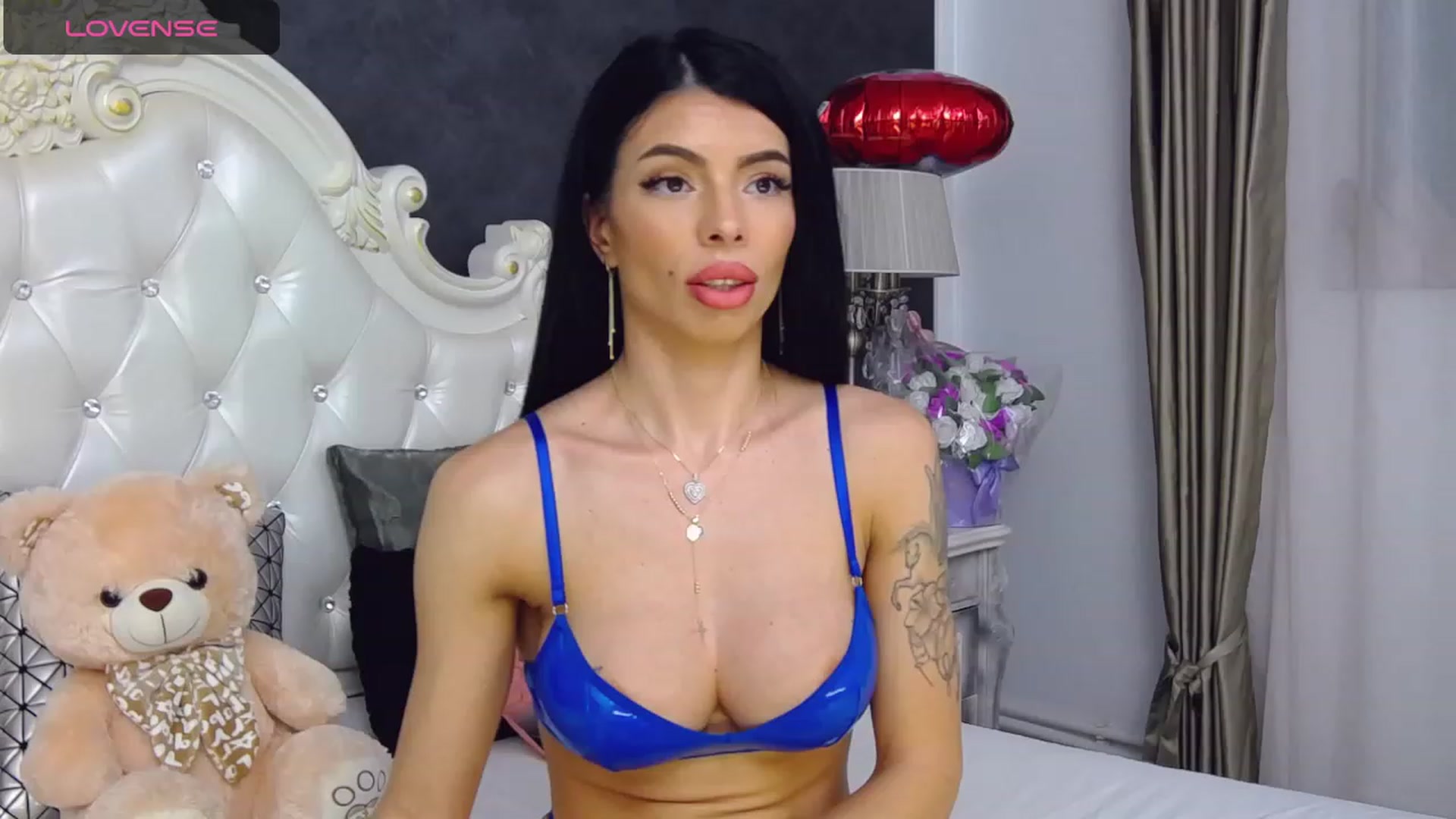 Gallery image thumbnail from Tesa000's myfreecams stream on, 10/29/2023, 13:26 image 10 of 20