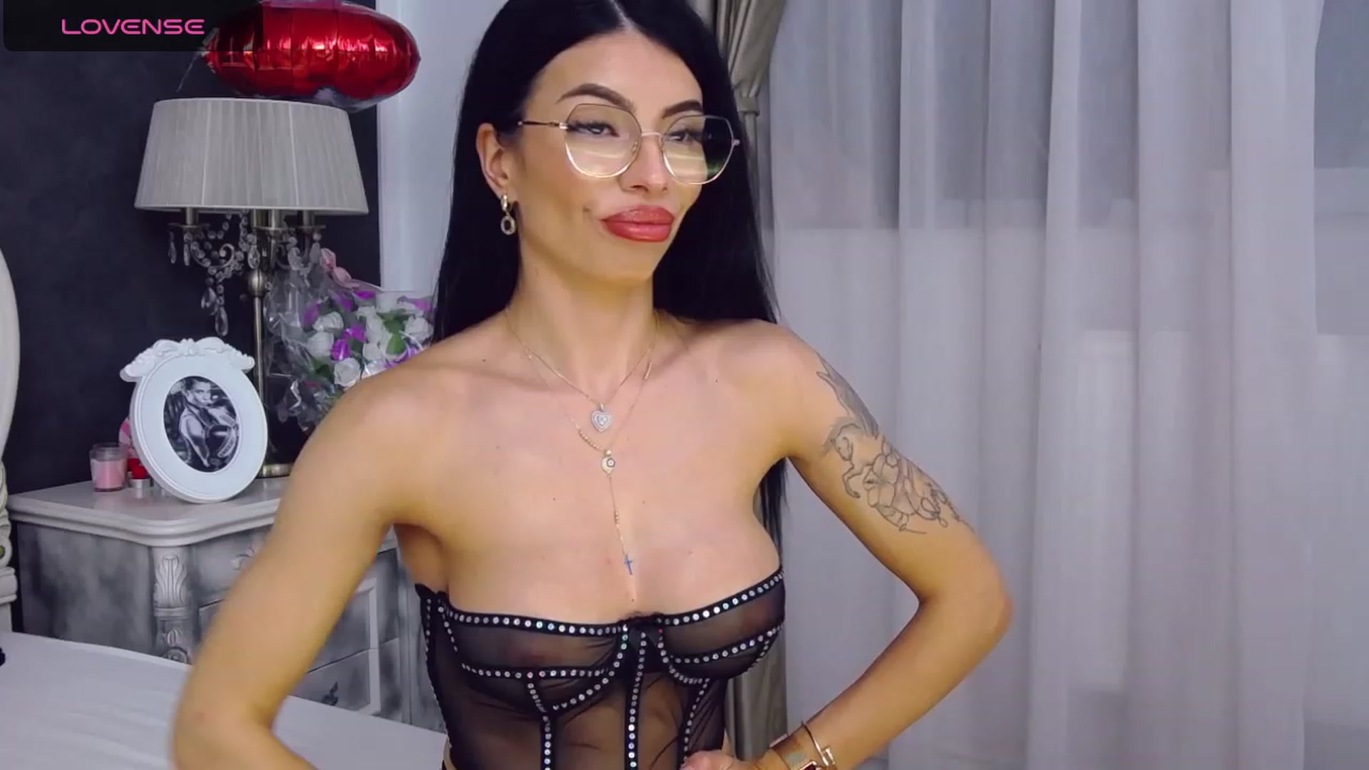 Gallery image thumbnail from Tesa000's myfreecams stream on, 10/30/2023, 13:57 image 6 of 20