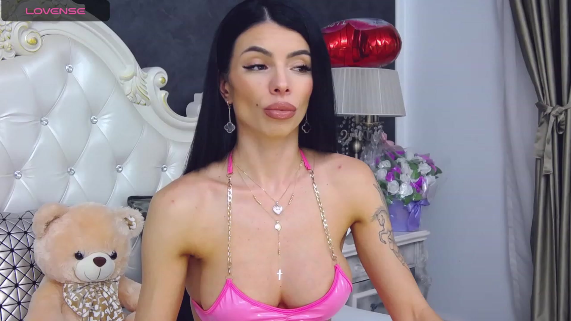 Gallery image thumbnail from Tesa000's myfreecams stream on, 11/06/2023, 13:52 image 1 of 20