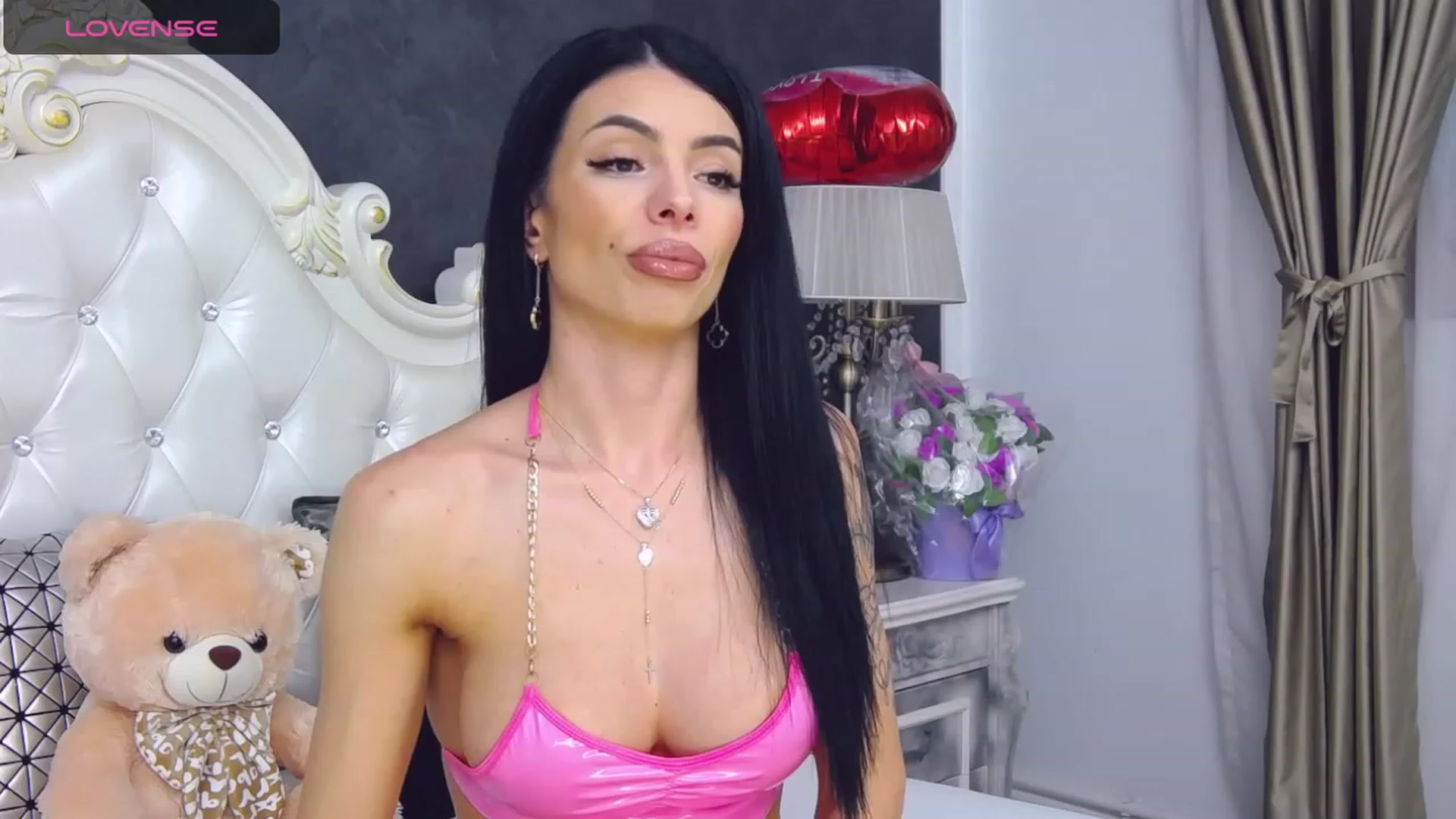 Gallery image thumbnail from Tesa000's myfreecams stream on, 11/06/2023, 13:52 image 2 of 20
