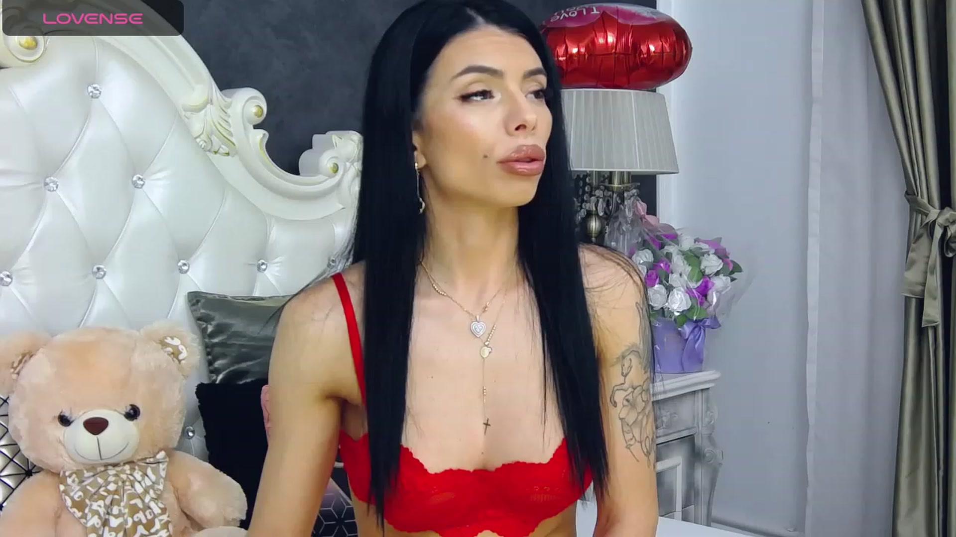 Gallery image thumbnail from Tesa000's myfreecams stream on, 11/10/2023, 13:35 image 13 of 20