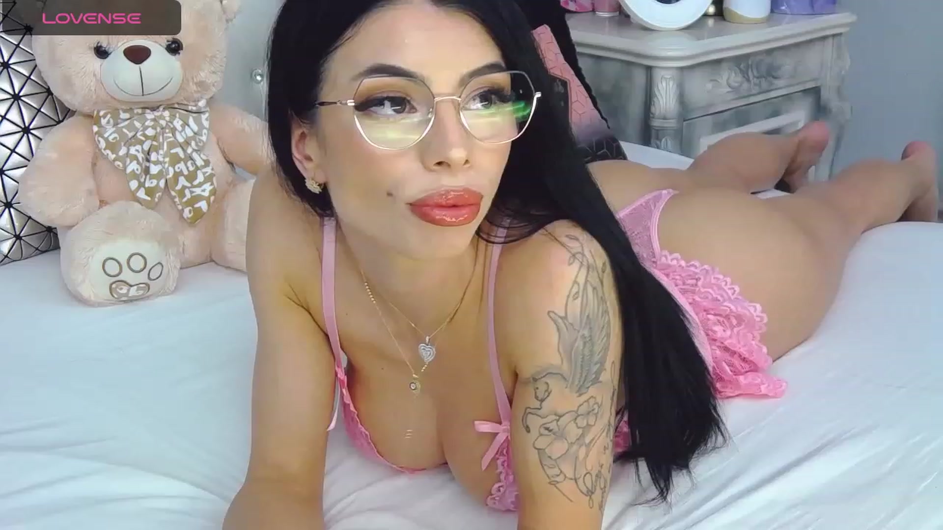 Gallery image thumbnail from Tesa000's myfreecams stream on, 11/15/2023, 10:43 image 2 of 20